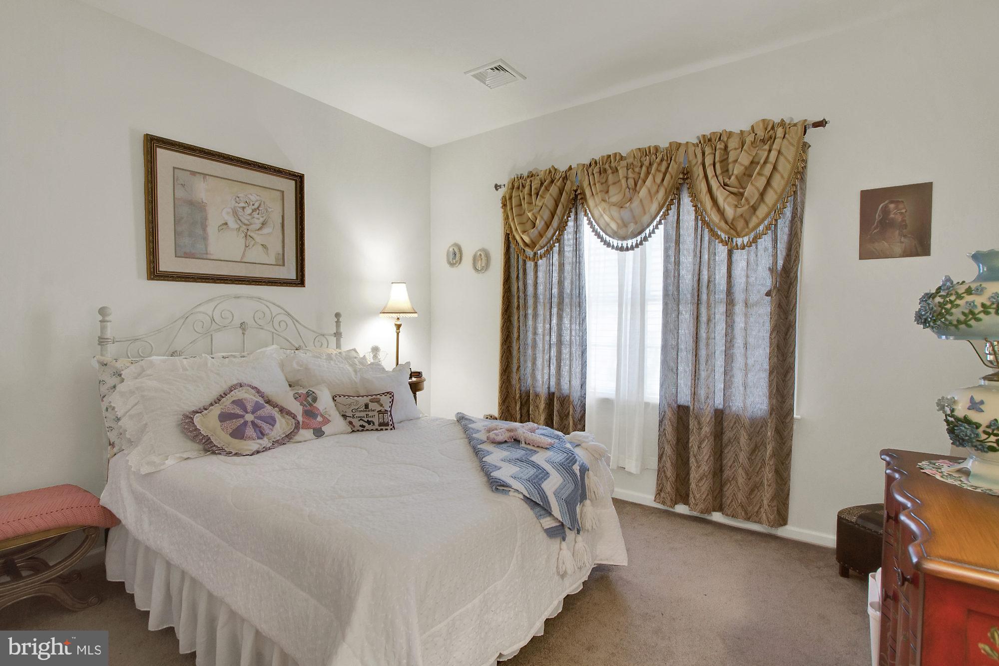 STONECROFT VILLAGE - Residential