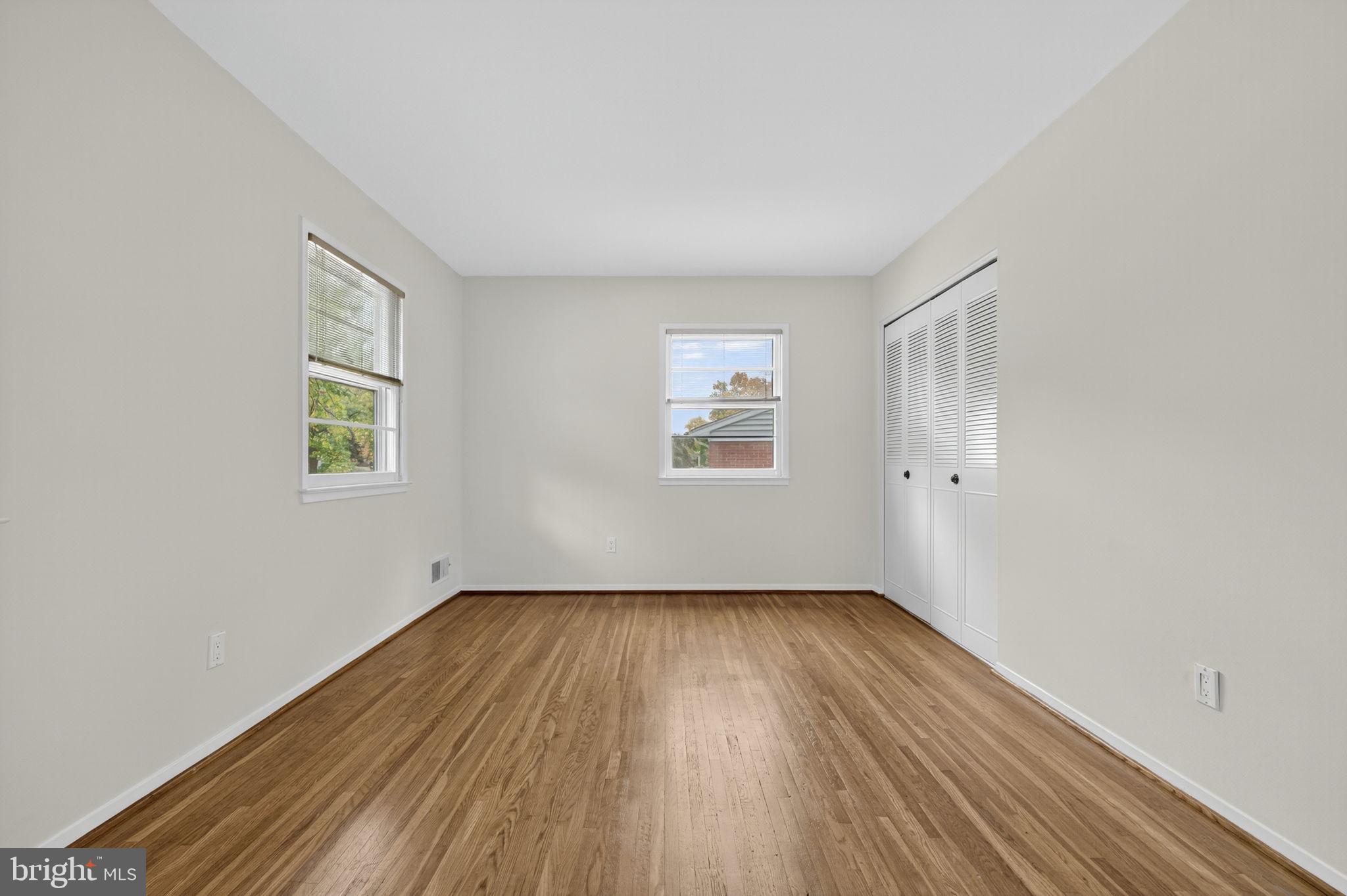 BROOKFIELD - Residential Lease