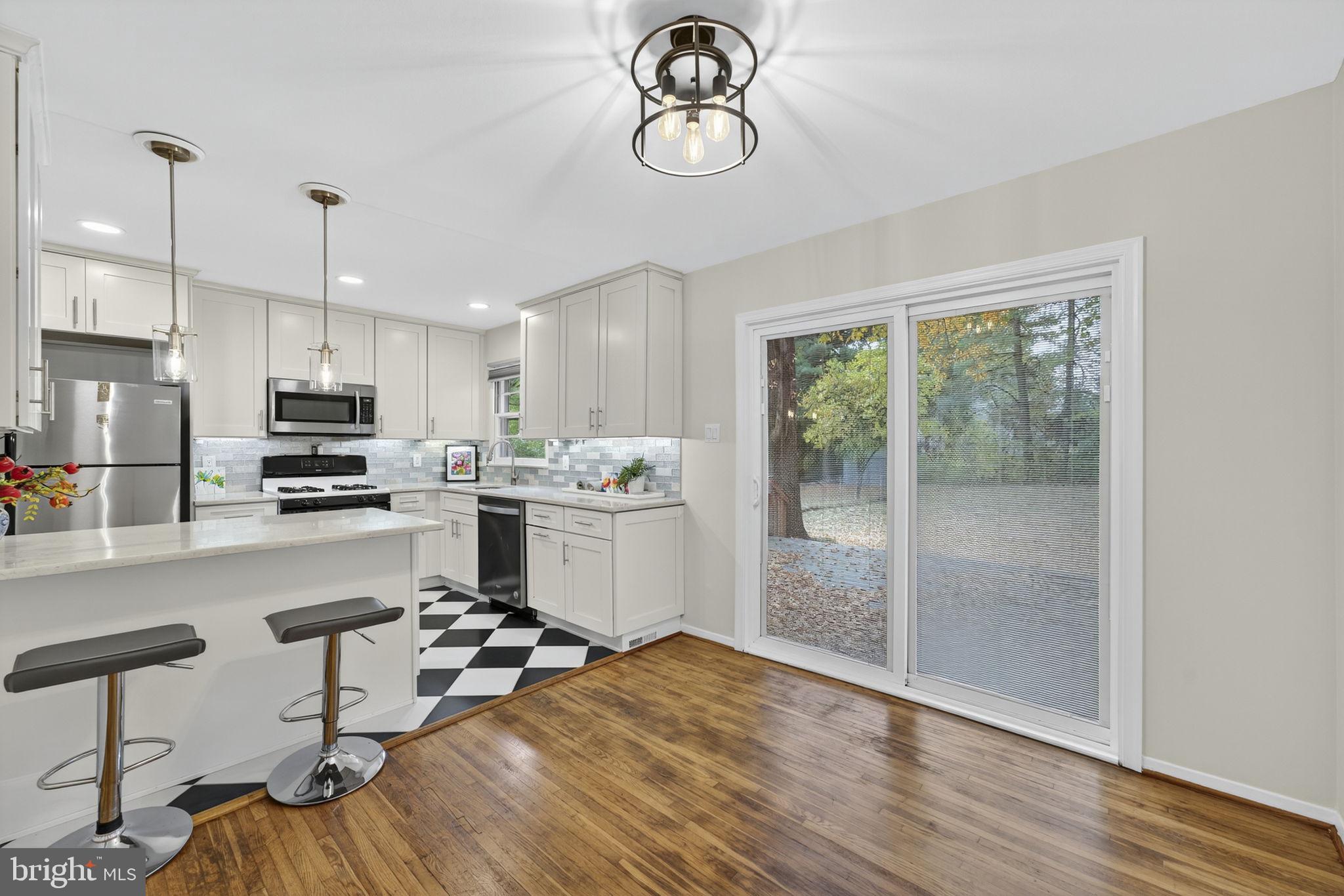 BROOKFIELD - Residential Lease