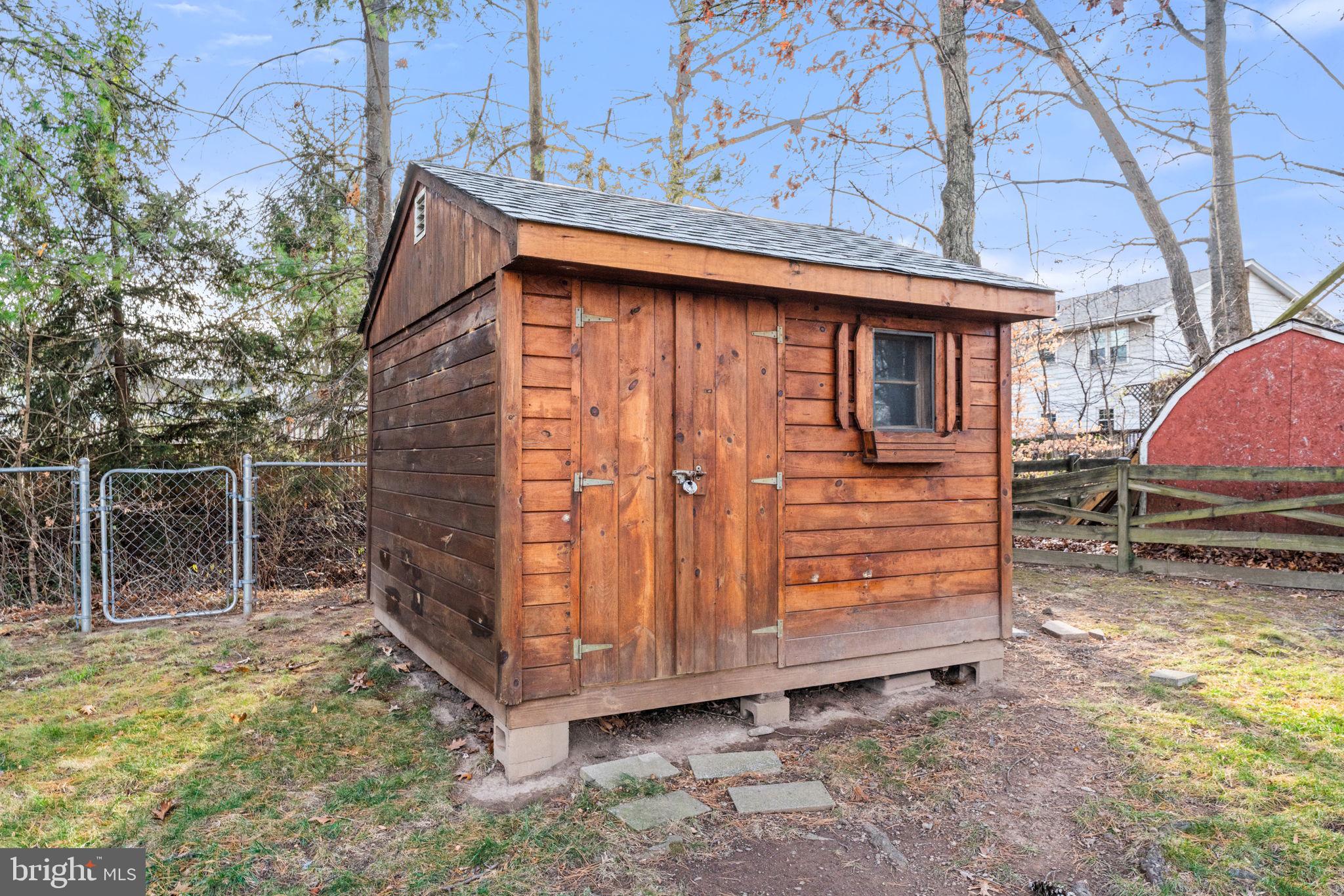 BROOKFIELD - Residential Lease