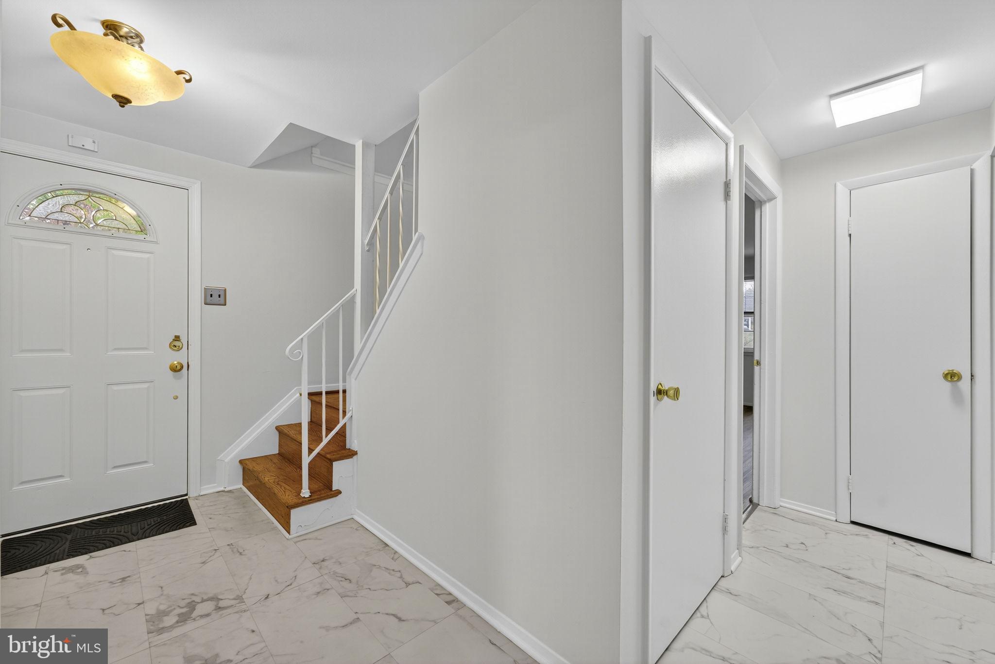 BROOKFIELD - Residential Lease