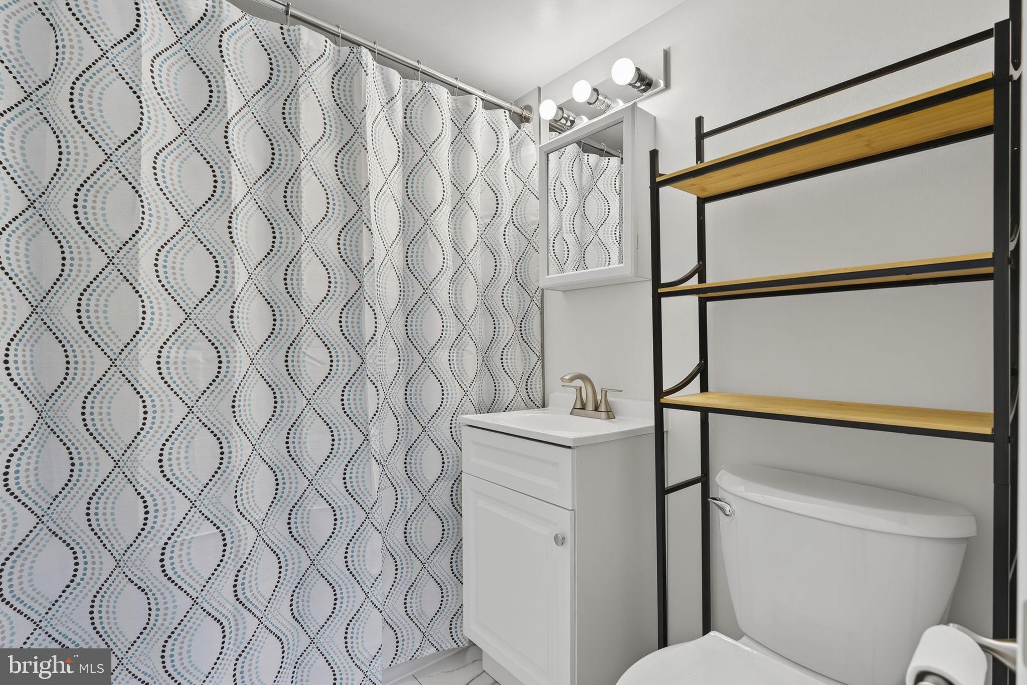 BROOKFIELD - Residential Lease