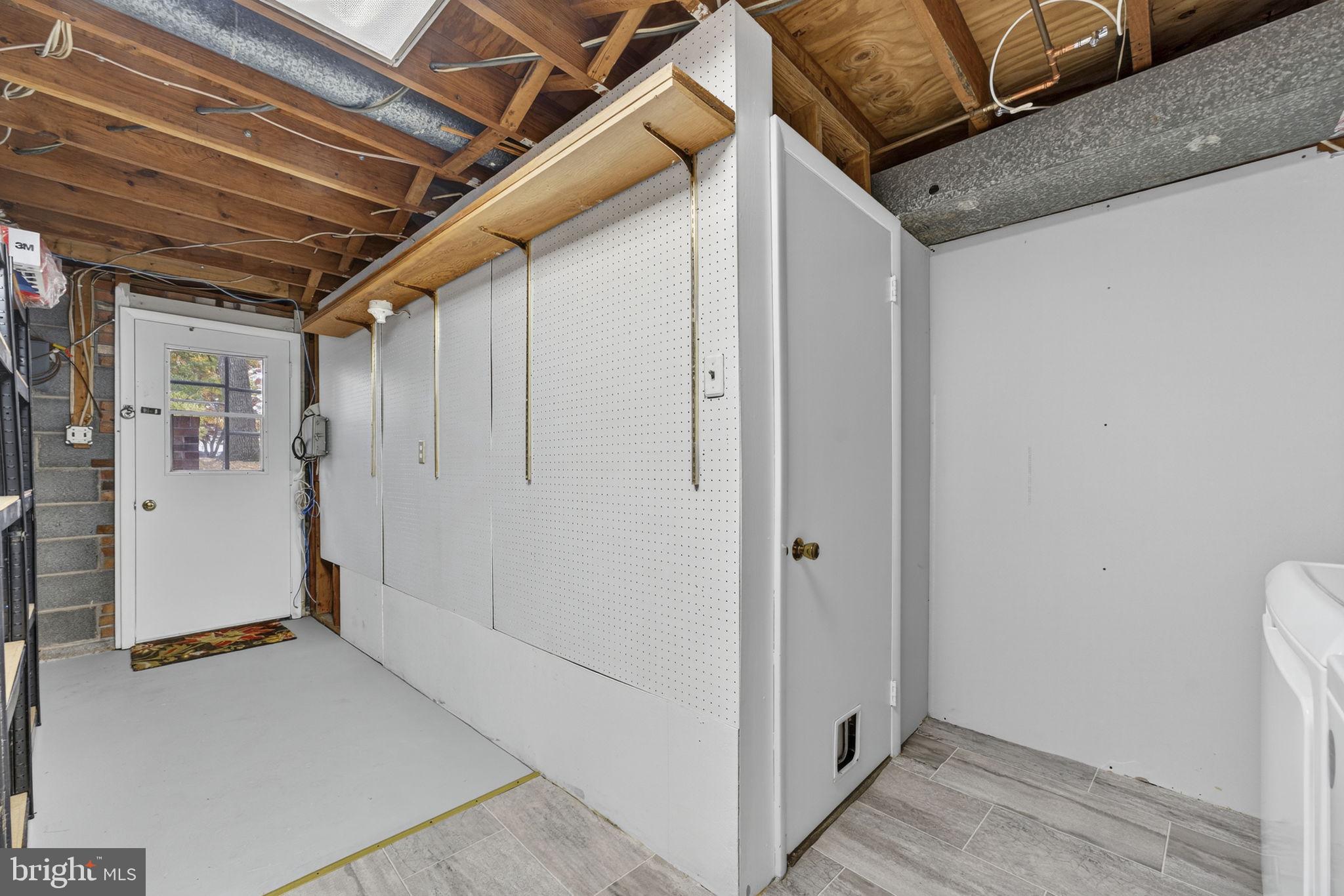 BROOKFIELD - Residential Lease