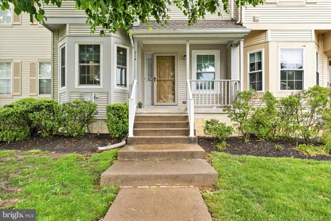 214 Waverly Court, Trenton, NJ MLS: NJME2058754