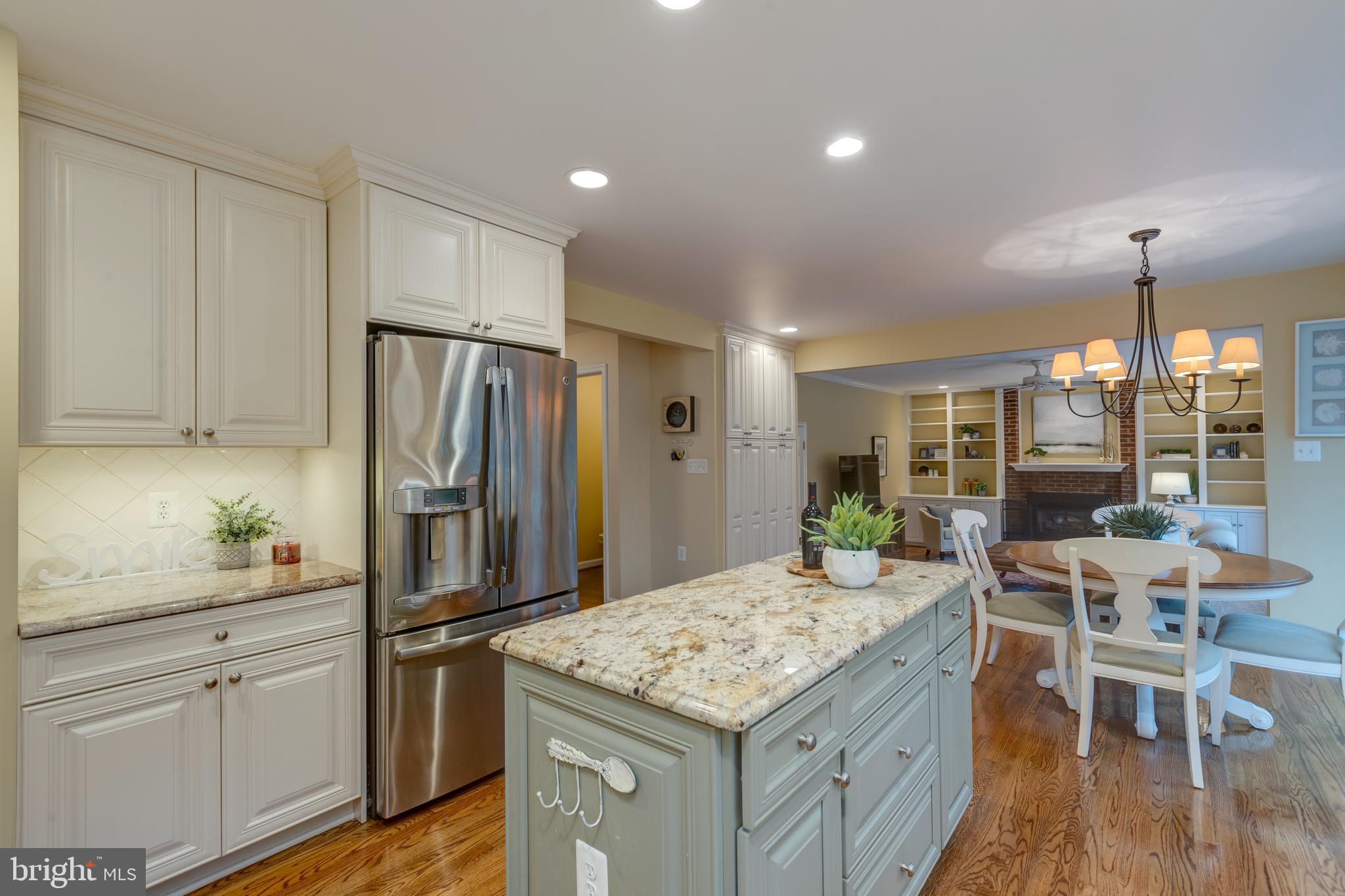 HAWTHORNE ESTATES - Residential