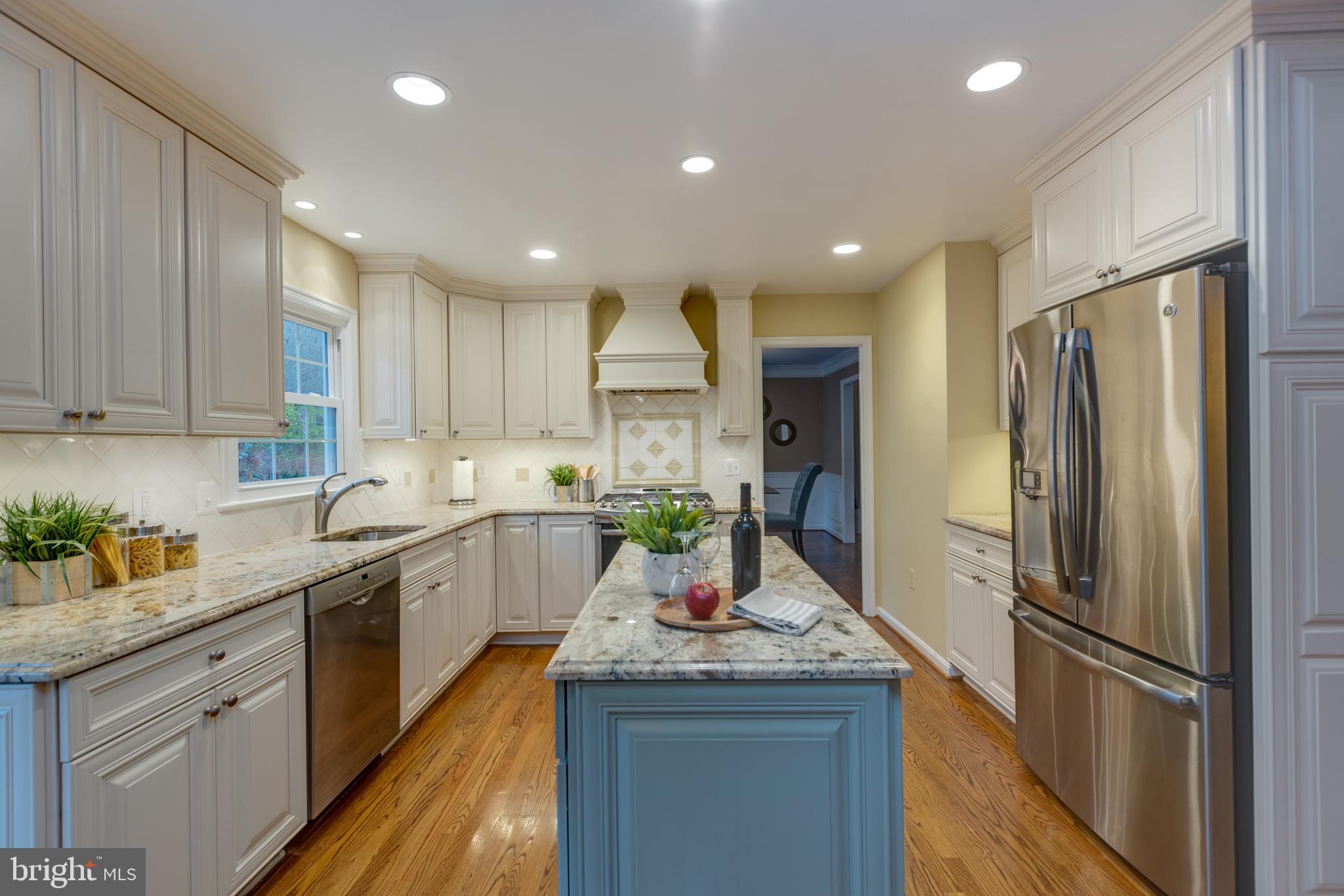 HAWTHORNE ESTATES - Residential