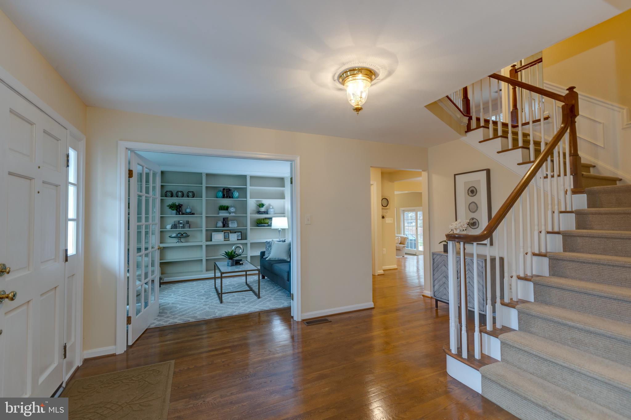 HAWTHORNE ESTATES - Residential