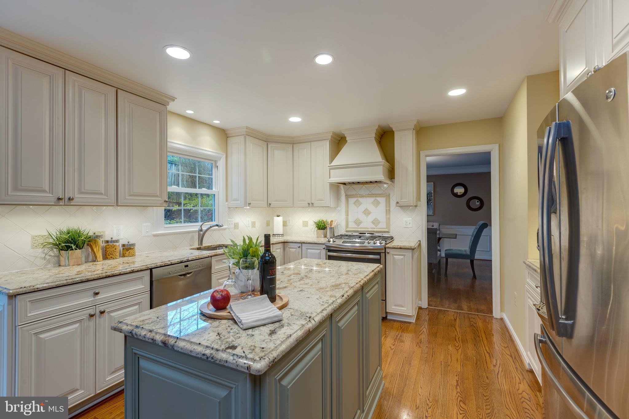 HAWTHORNE ESTATES - Residential
