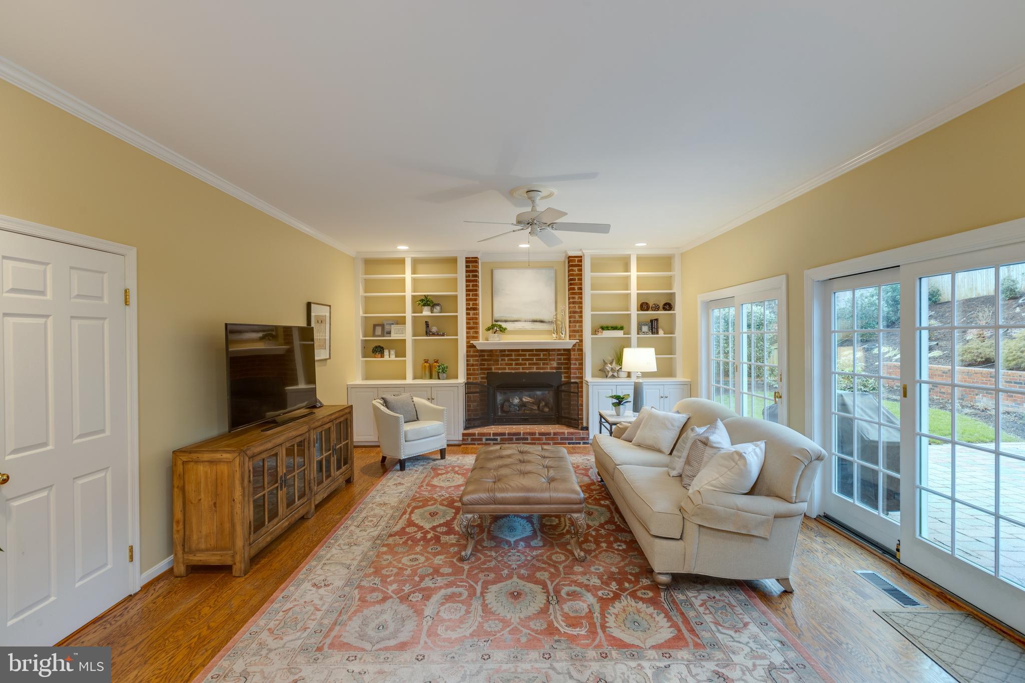 HAWTHORNE ESTATES - Residential