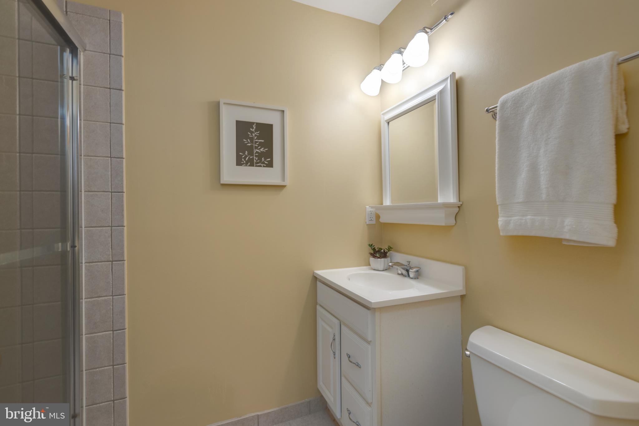 HAWTHORNE ESTATES - Residential