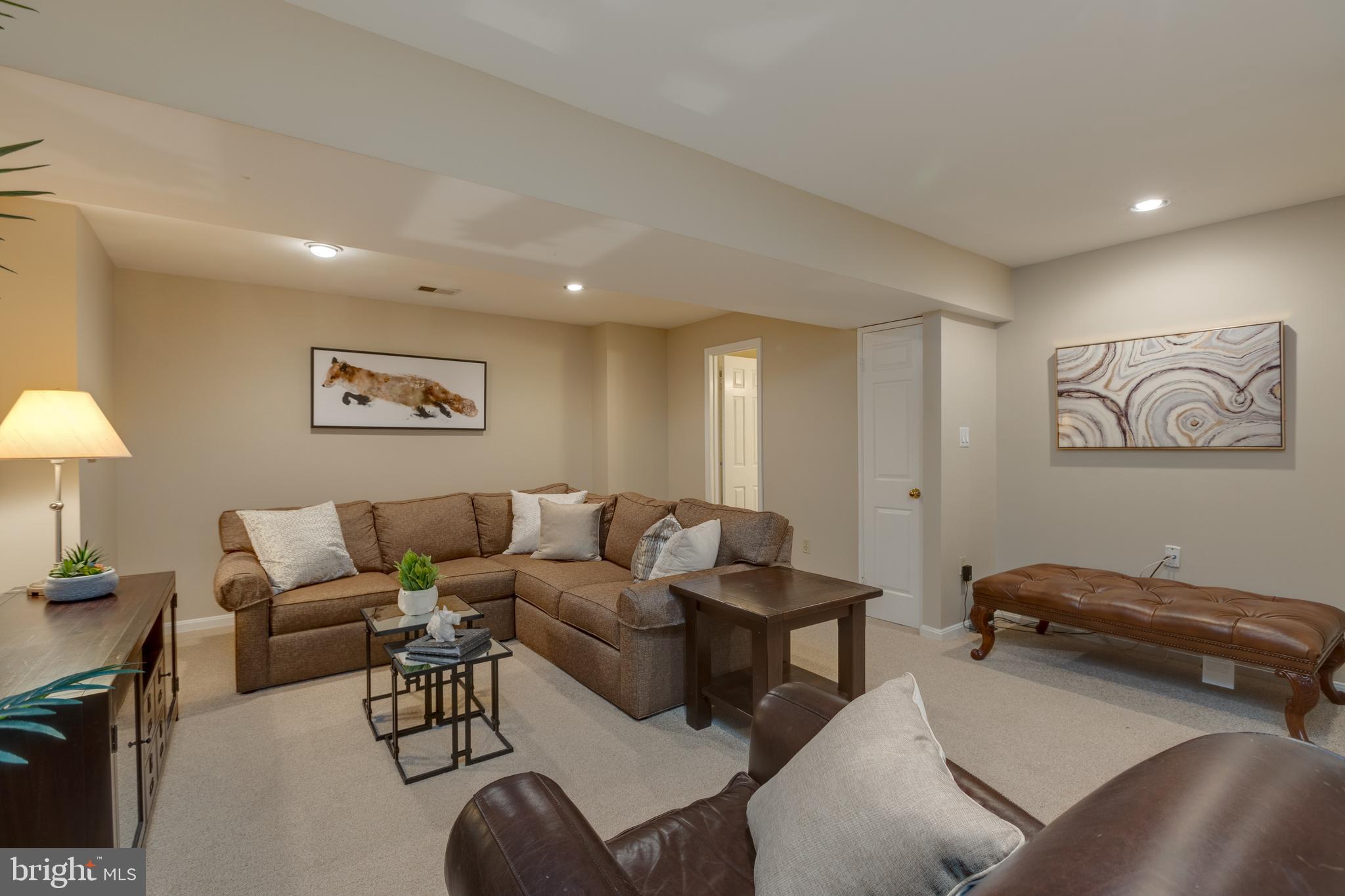 HAWTHORNE ESTATES - Residential