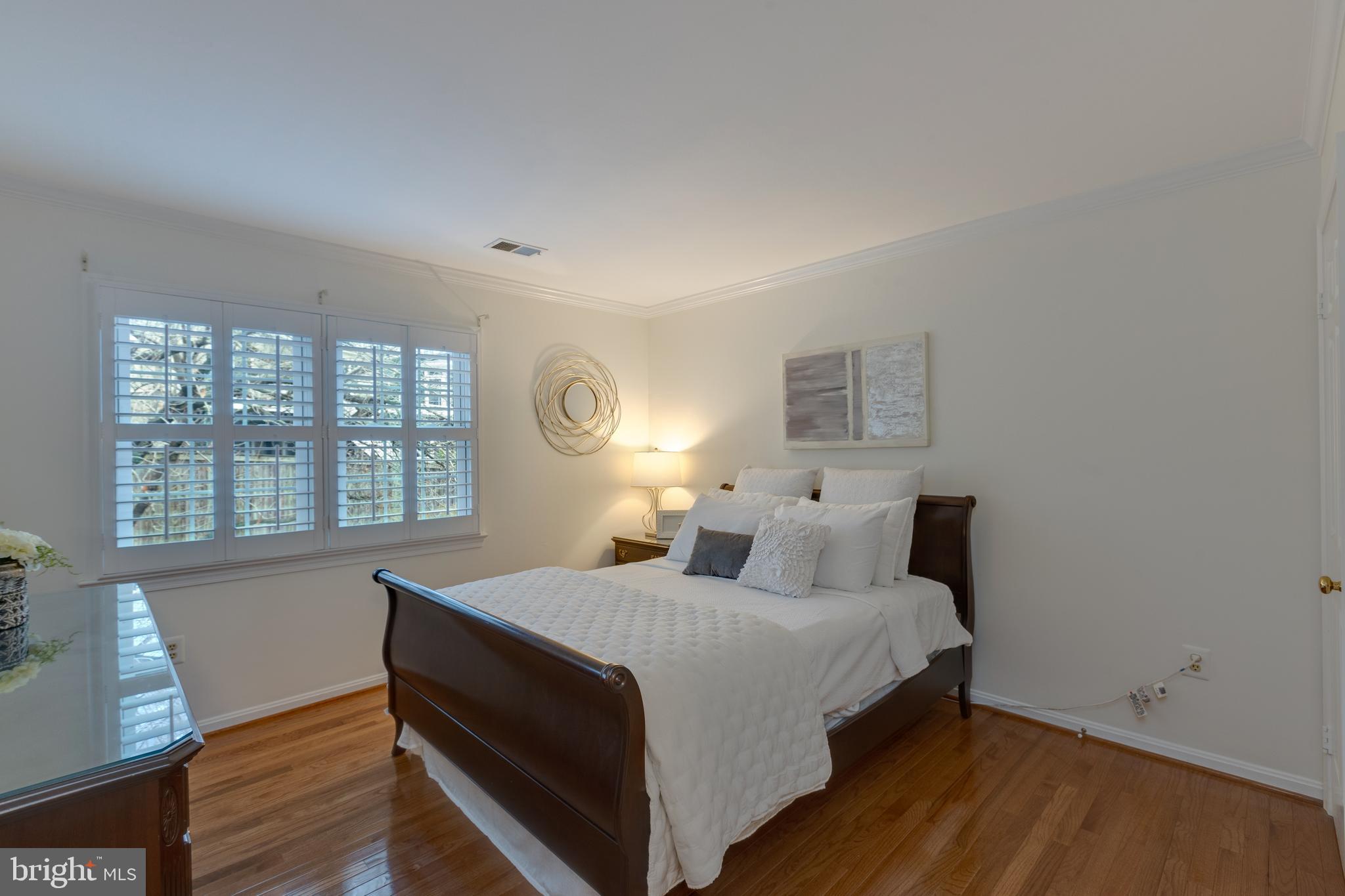 HAWTHORNE ESTATES - Residential