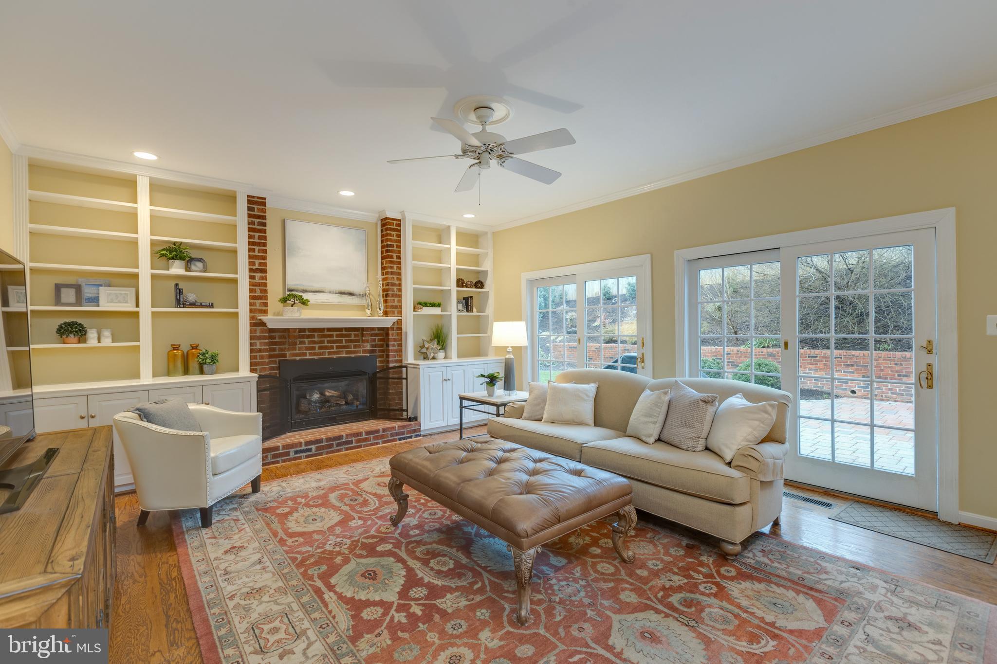 HAWTHORNE ESTATES - Residential