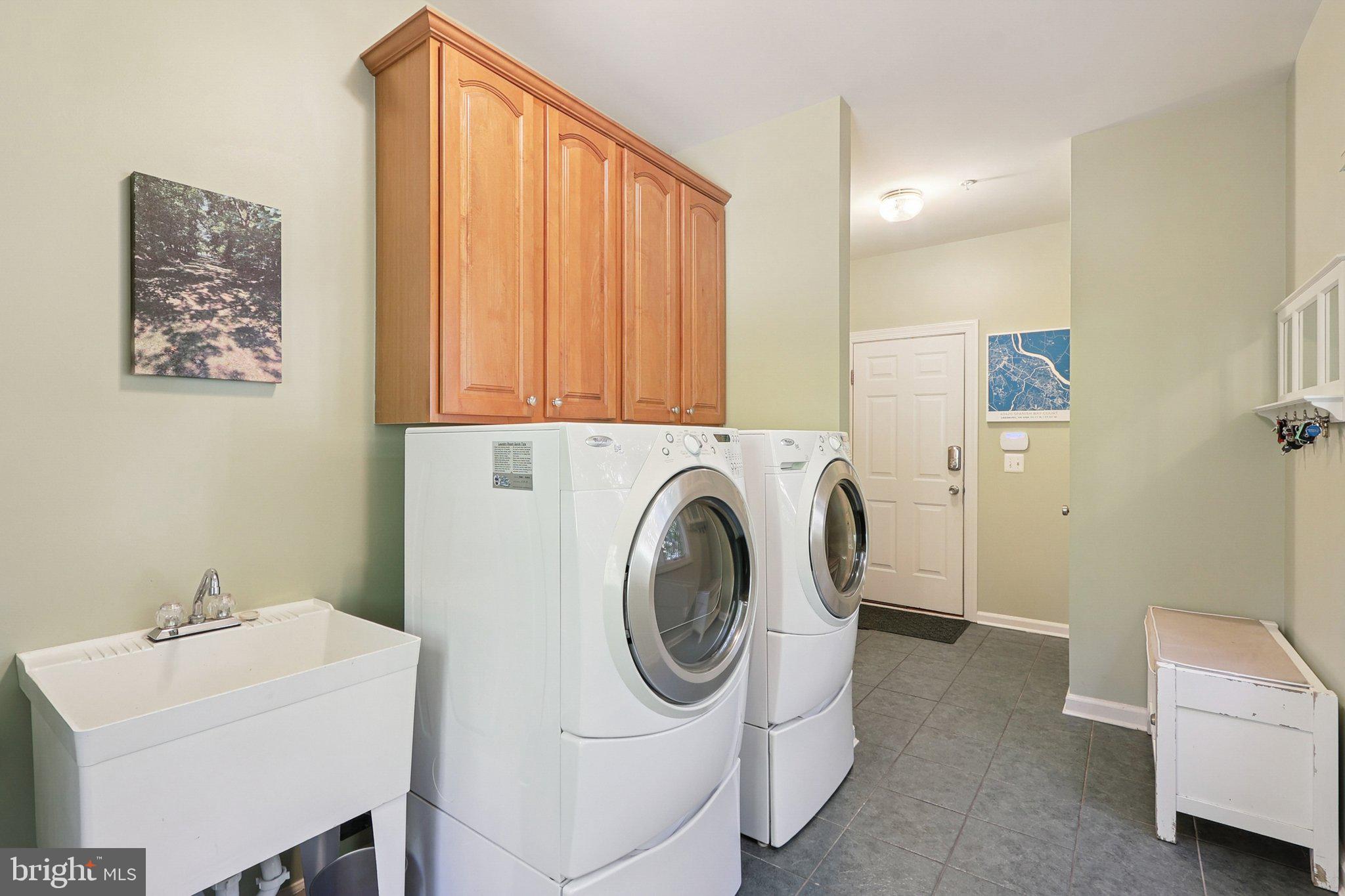 RIVER CREEK - Residential