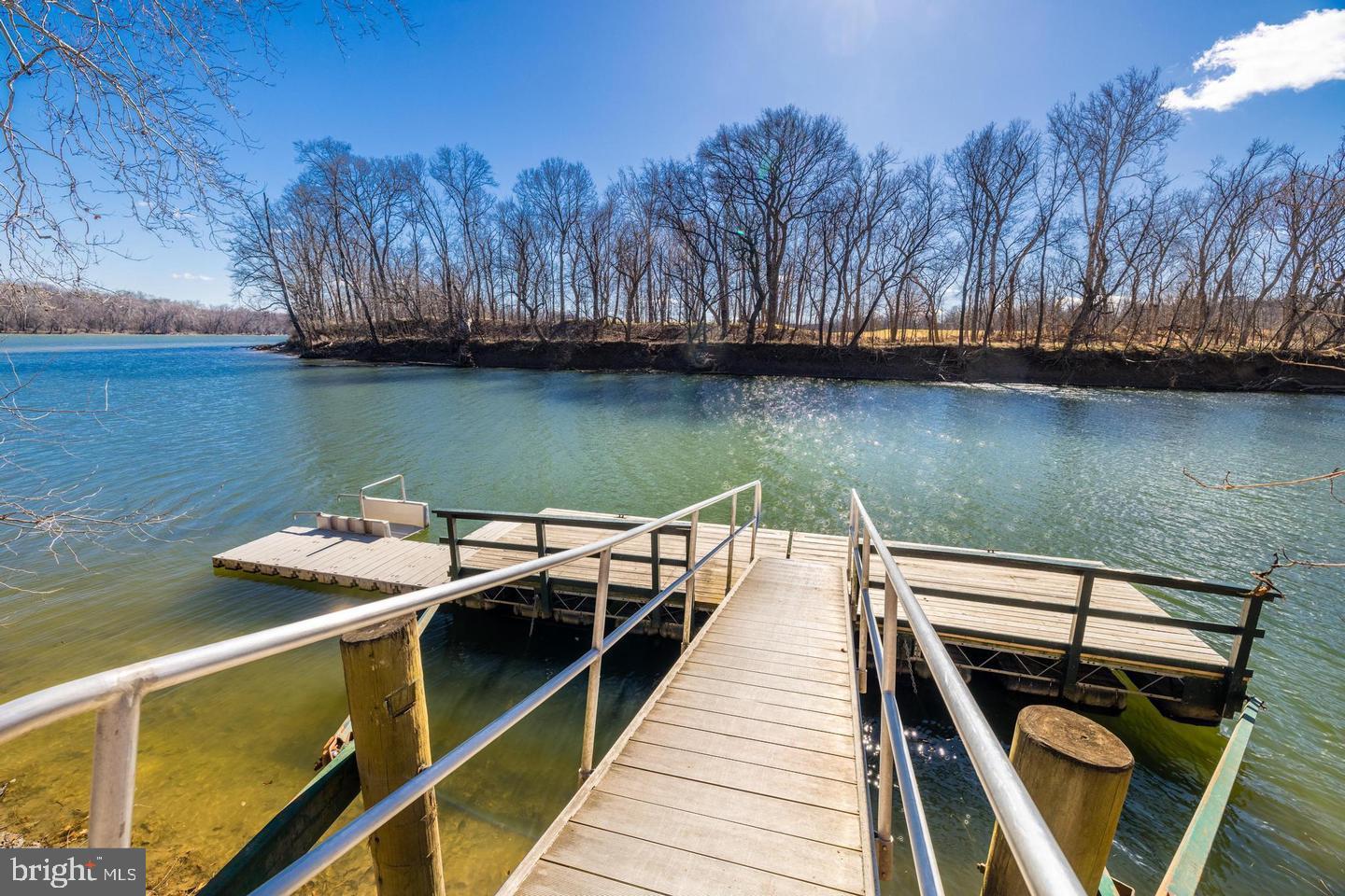 RIVER CREEK - Residential