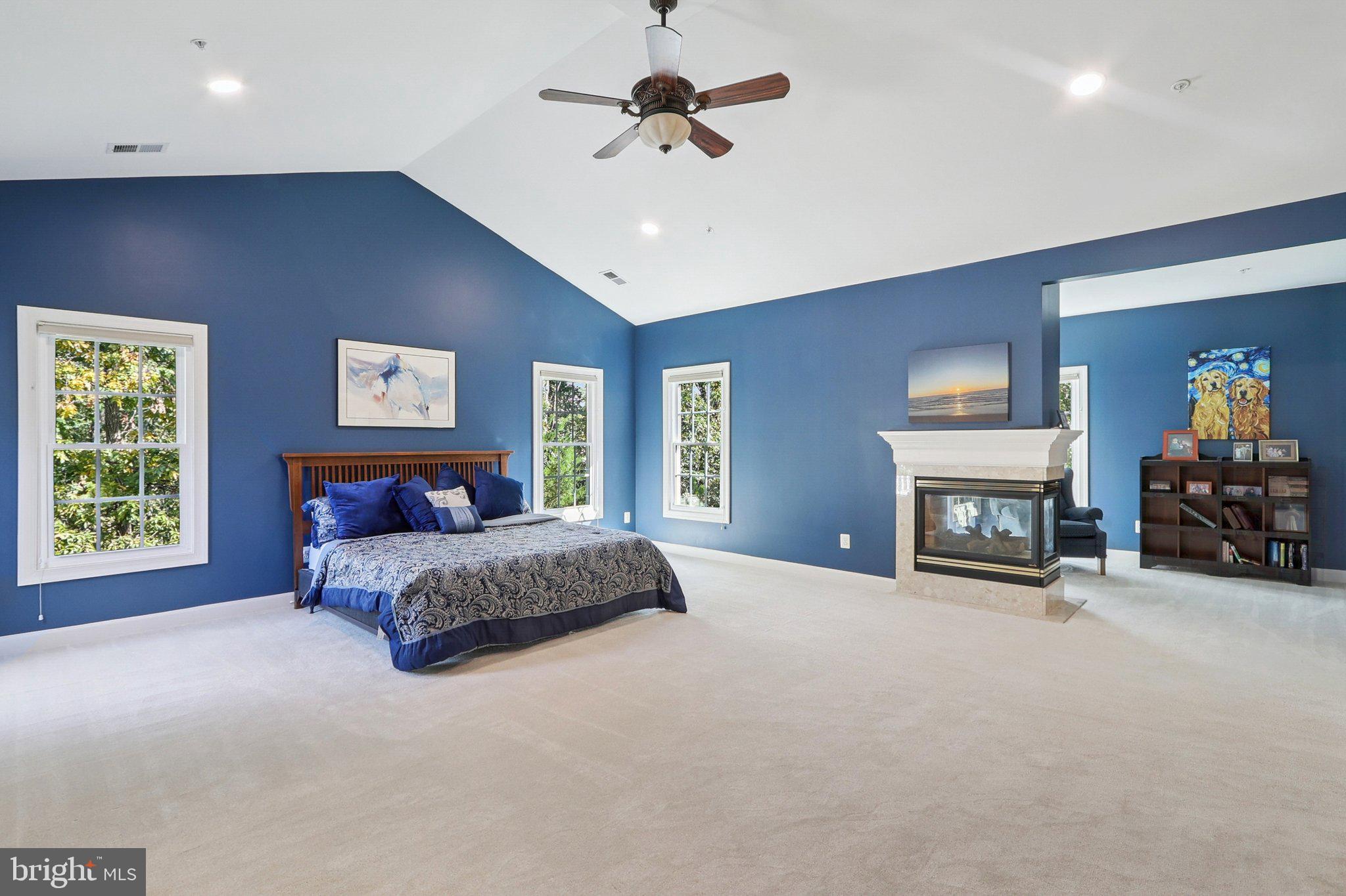 RIVER CREEK - Residential