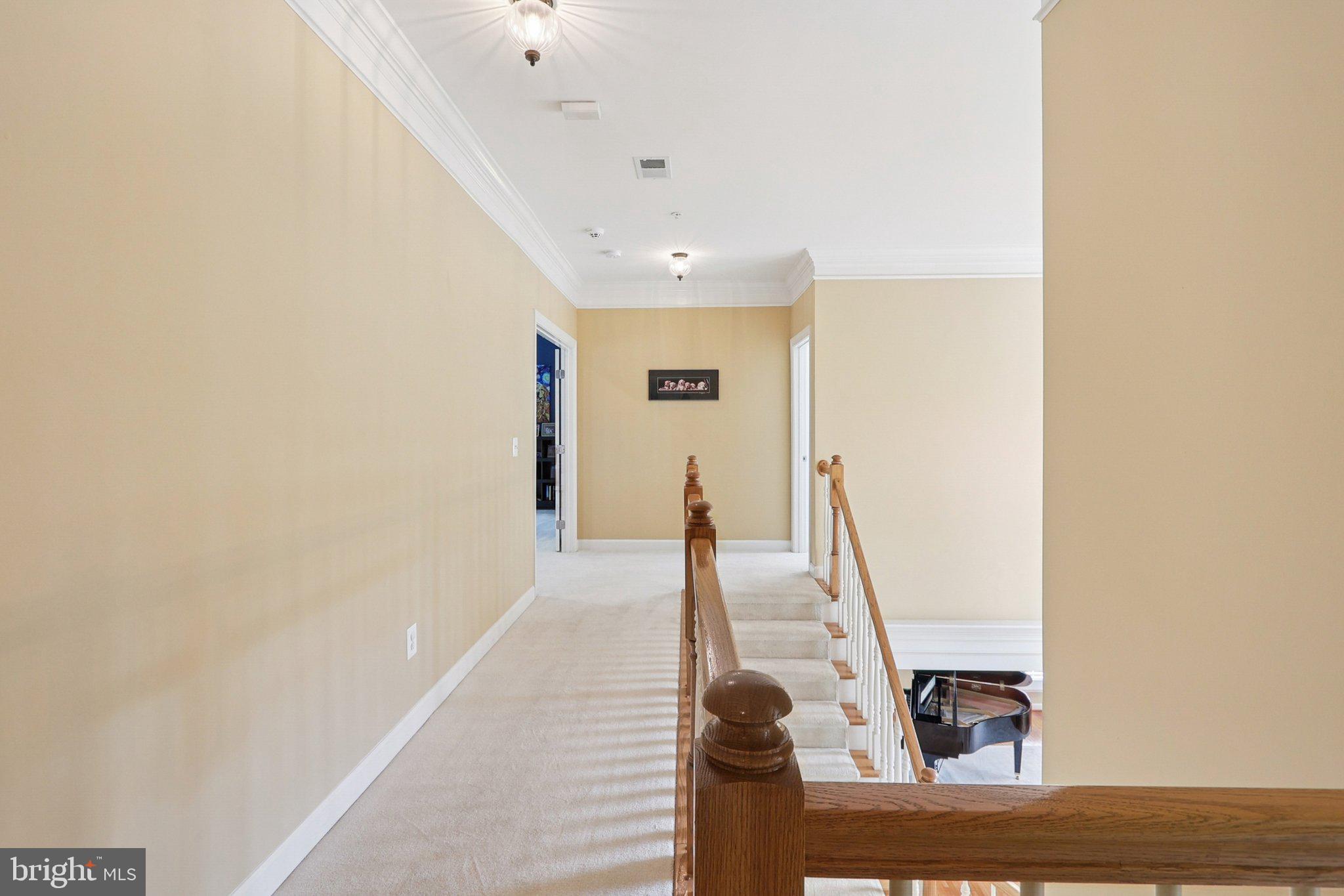 RIVER CREEK - Residential