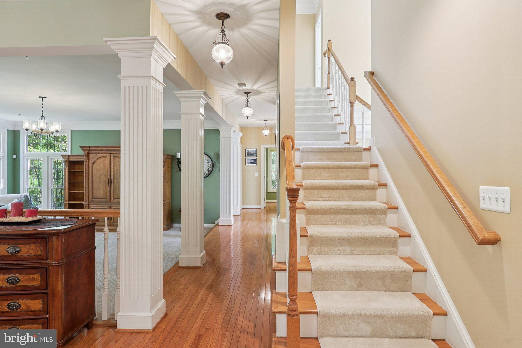 RIVER CREEK - Residential