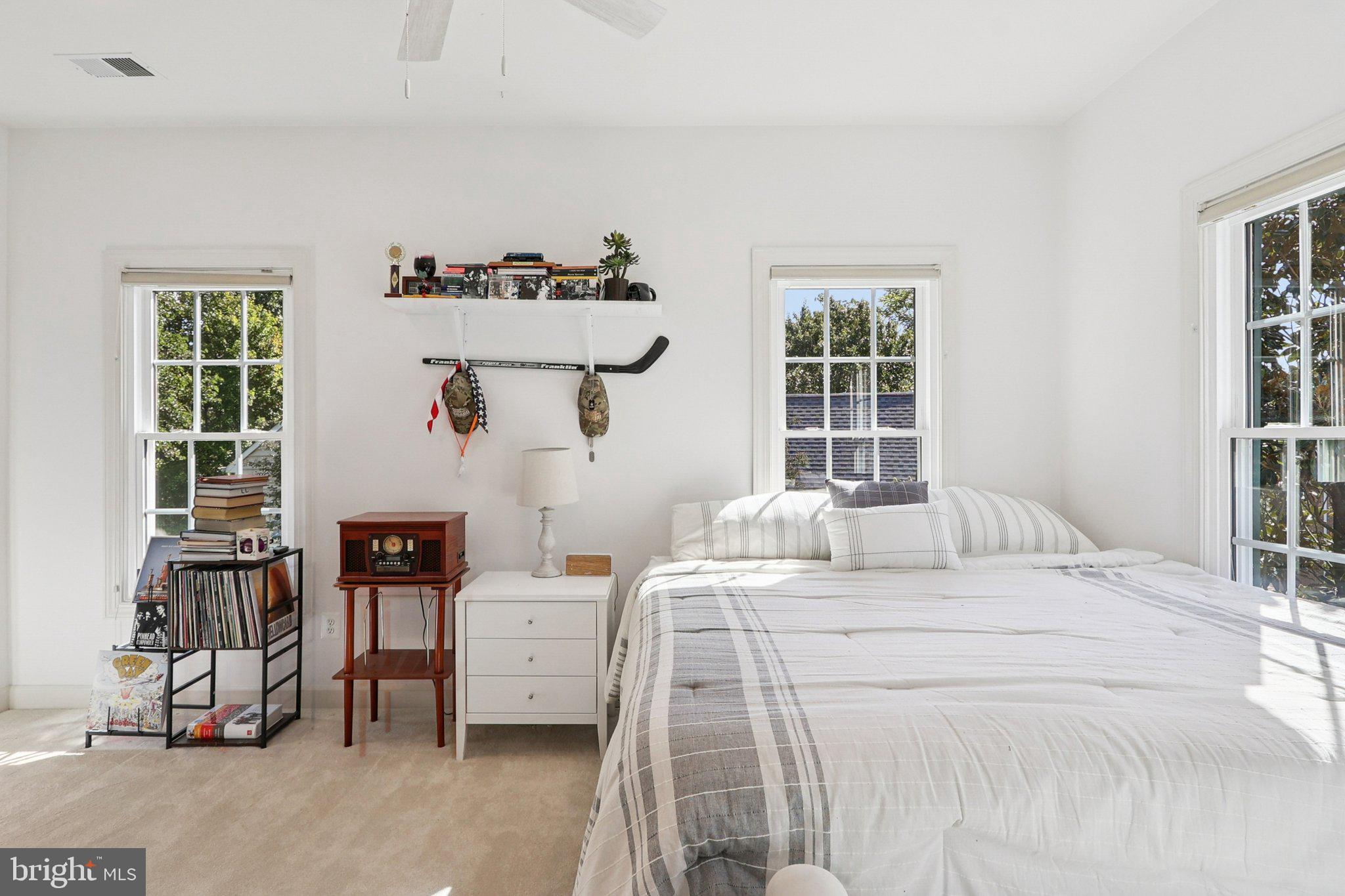 RIVER CREEK - Residential