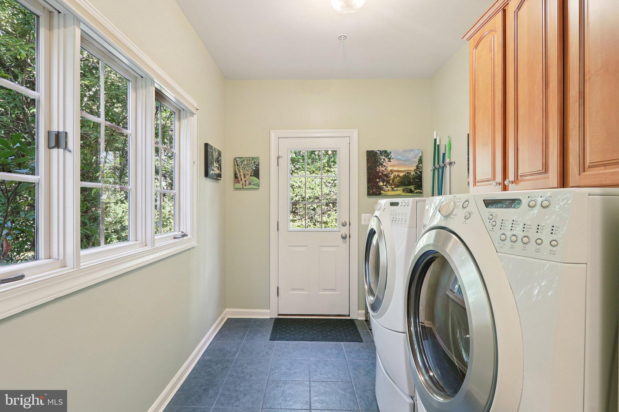 RIVER CREEK - Residential