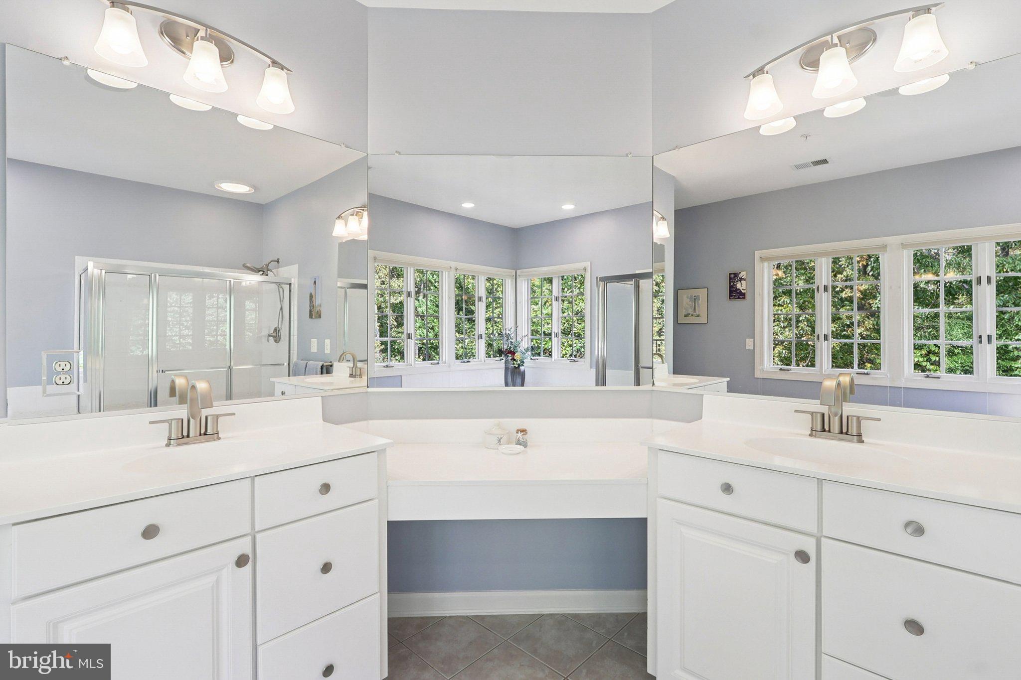 RIVER CREEK - Residential