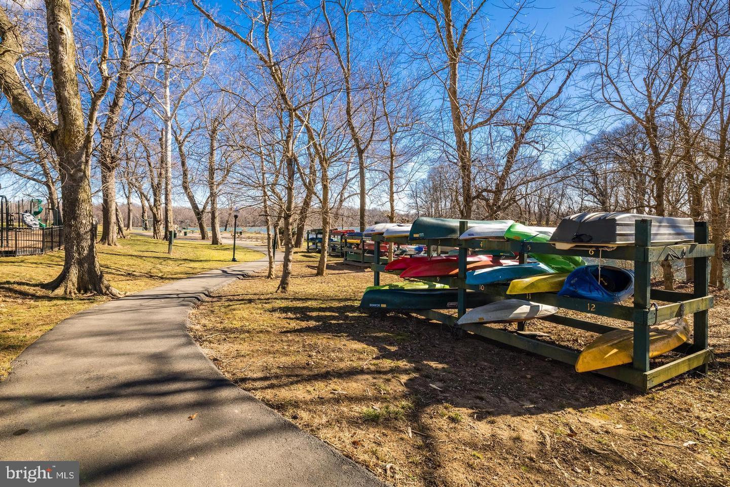 RIVER CREEK - Residential