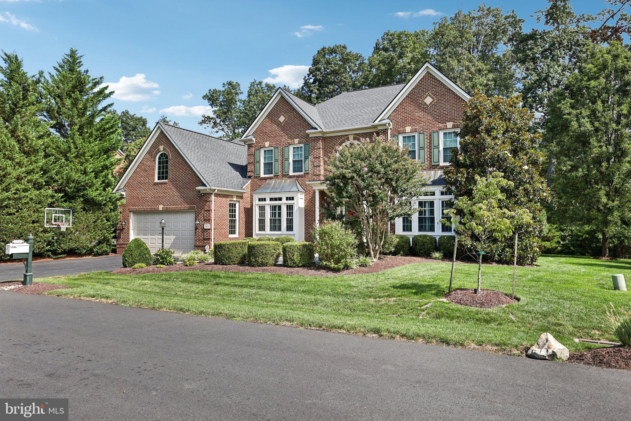 RIVER CREEK - Residential