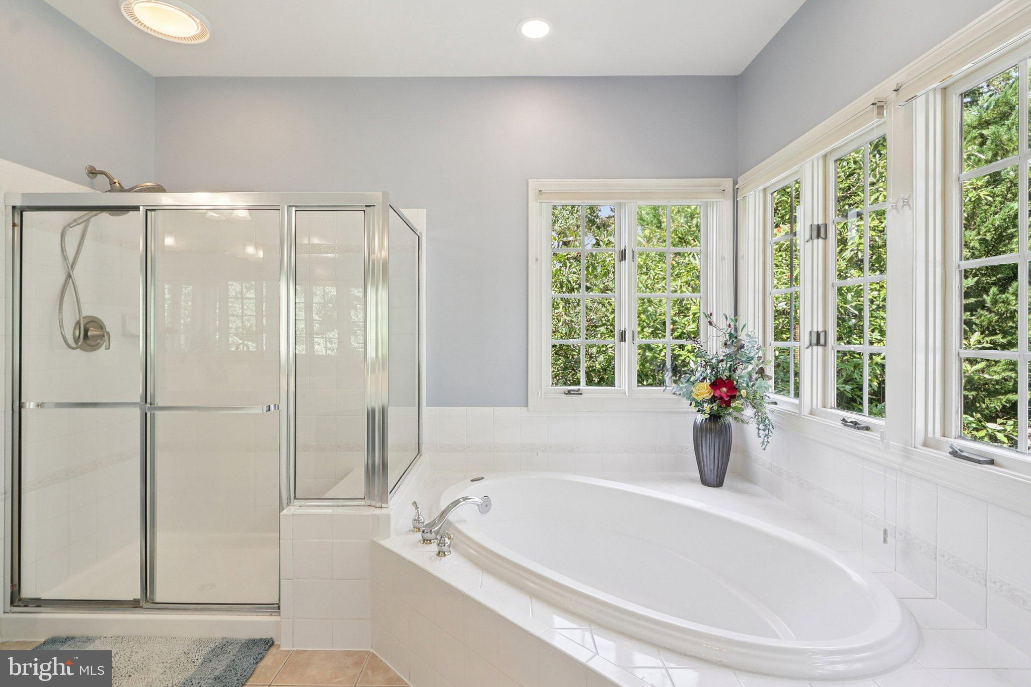 RIVER CREEK - Residential