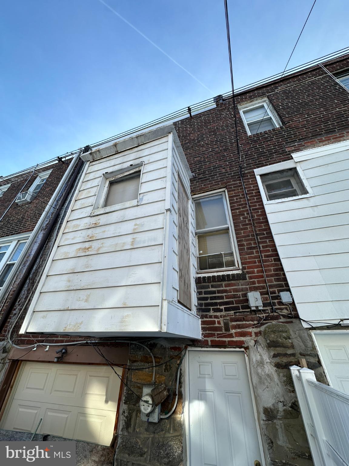 2529 S ASHFORD STREET