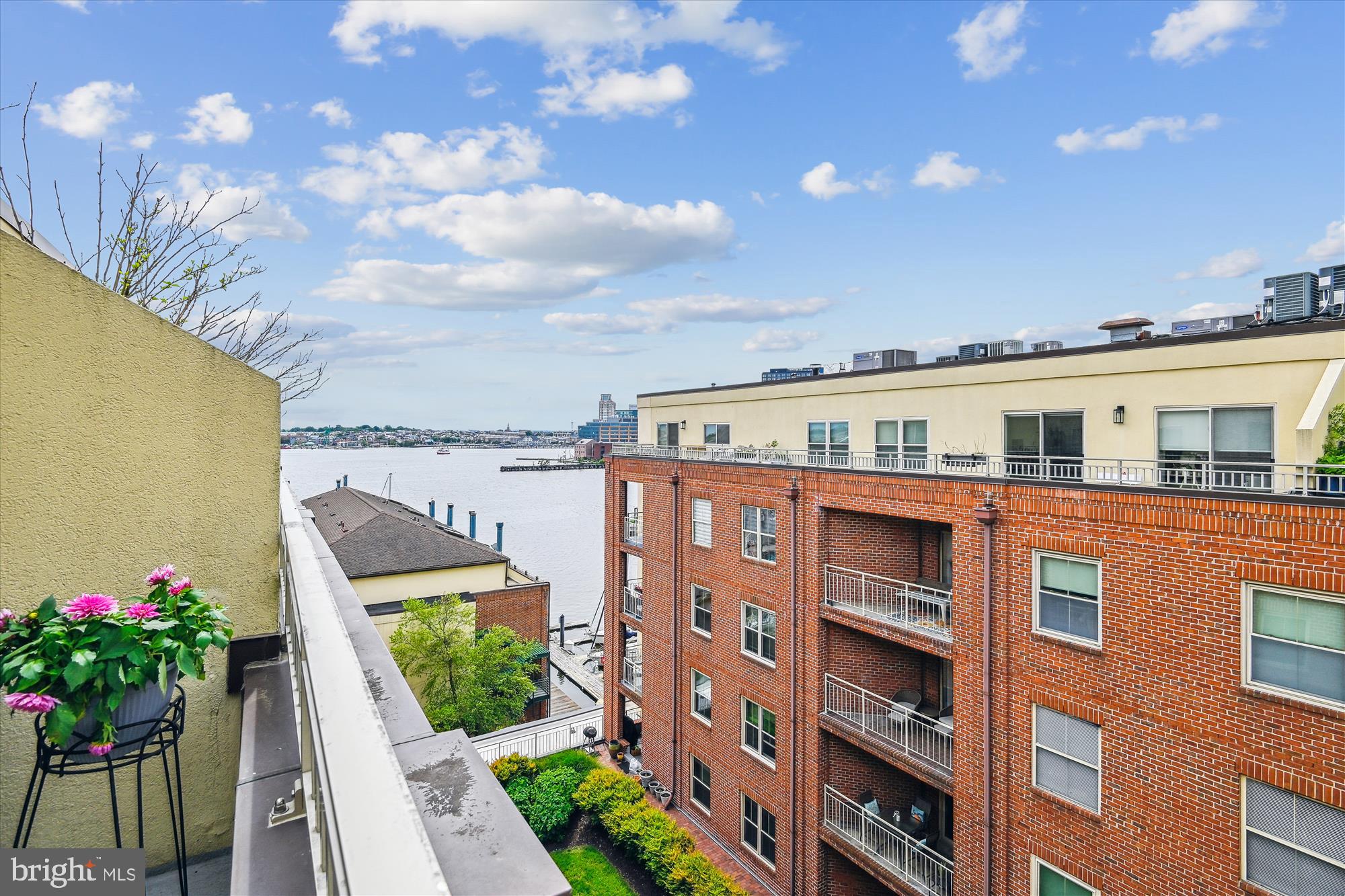 FELLS POINT HISTORIC DISTRICT - Residential