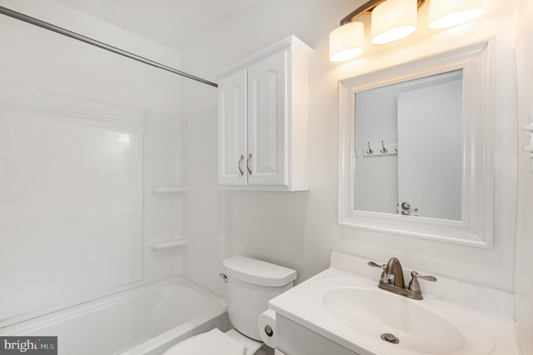 RIVER TOWERS - Residential