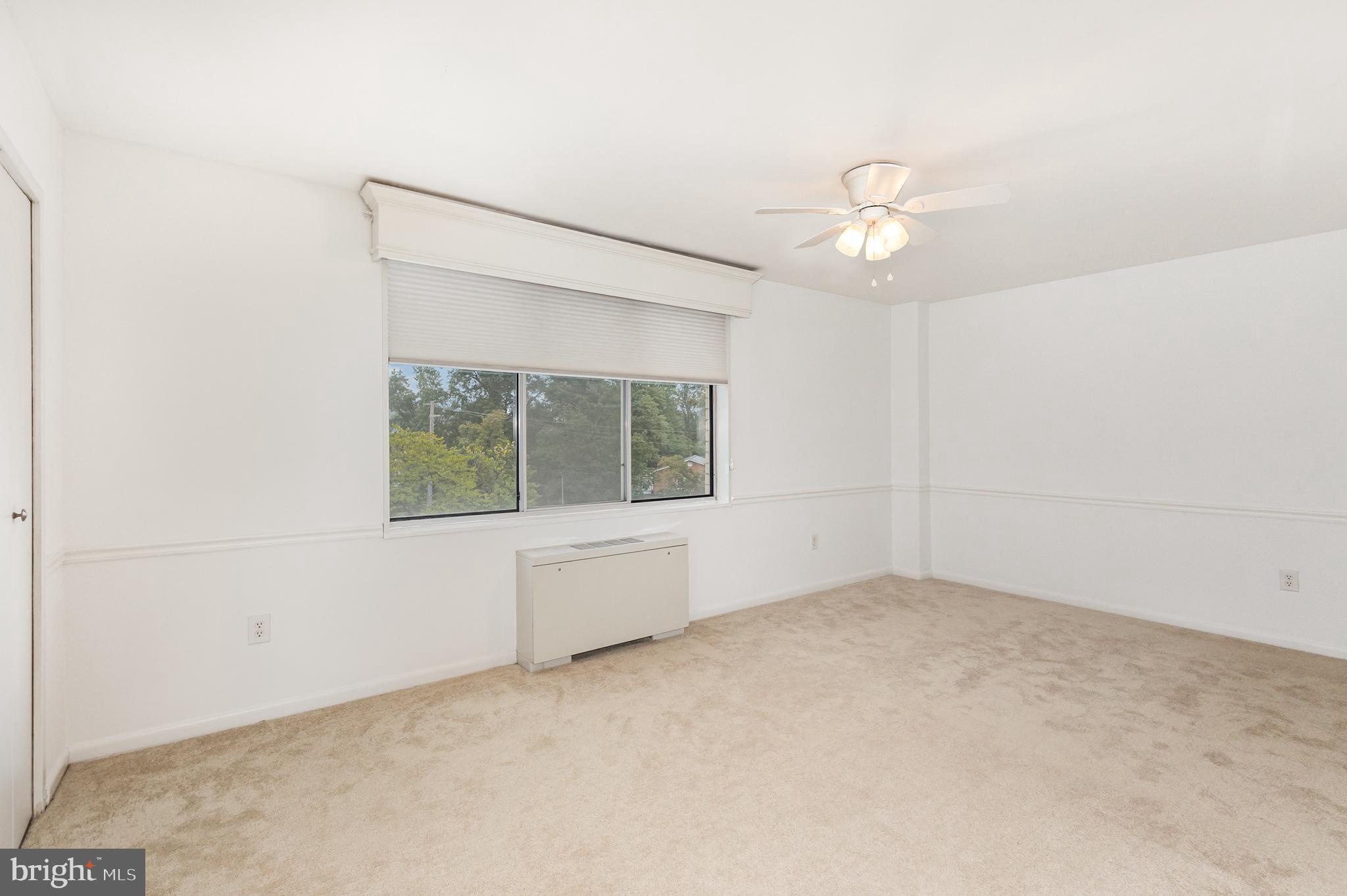 RIVER TOWERS - Residential