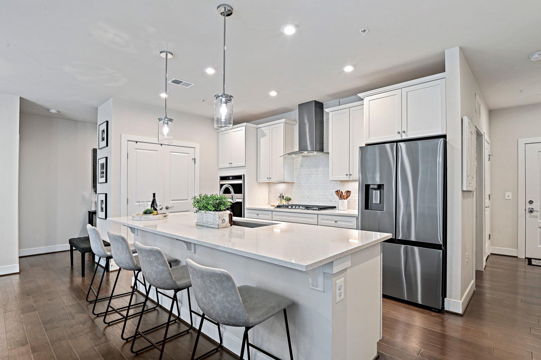 METROPARK AT ARROWBROOK - Residential