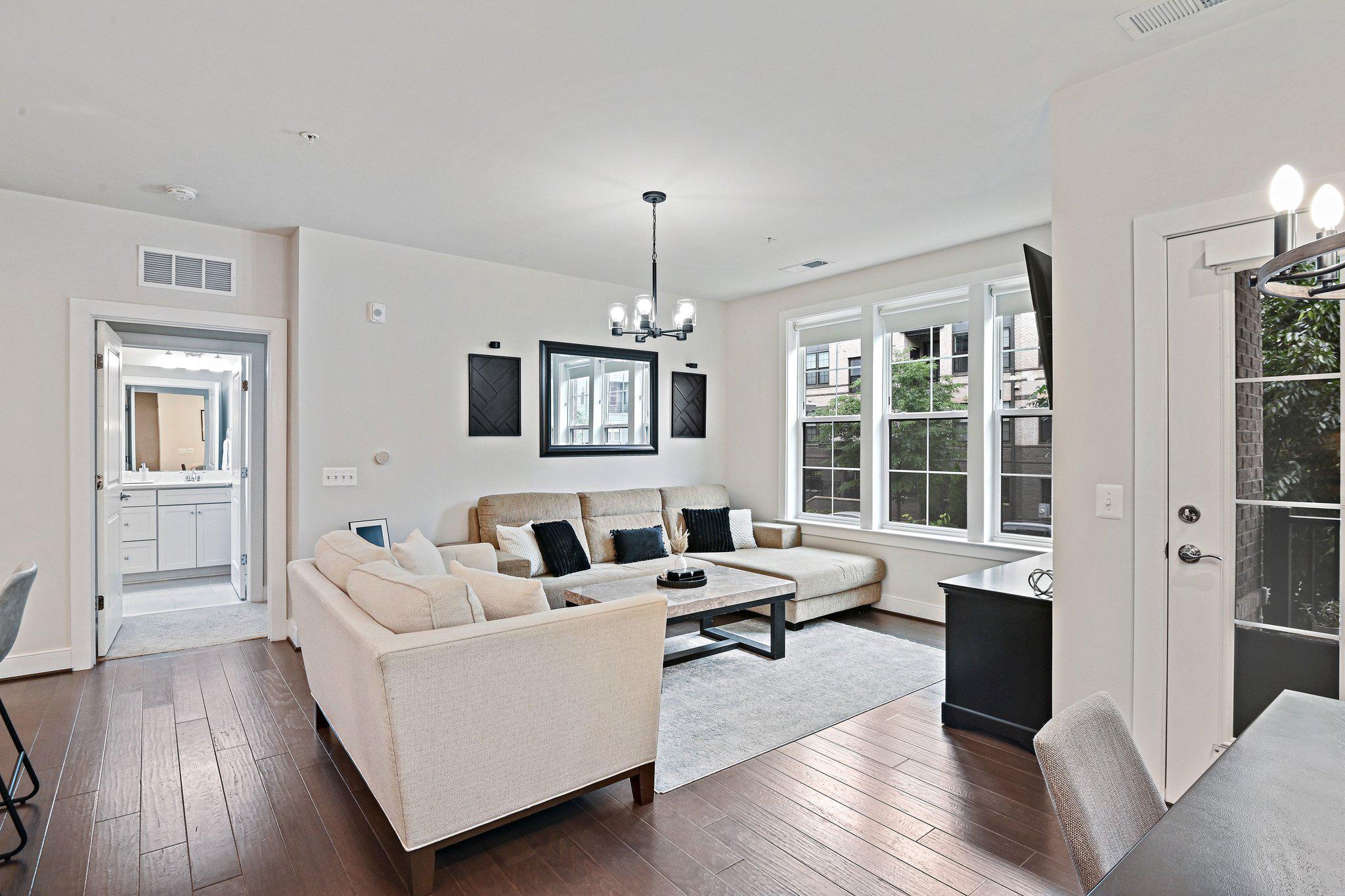 METROPARK AT ARROWBROOK - Residential