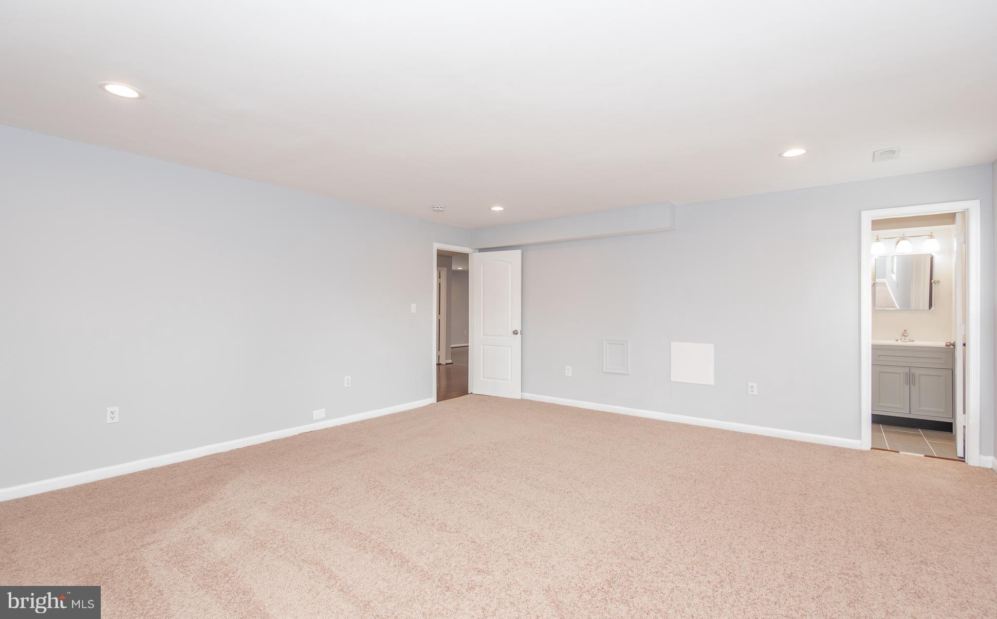 CARMODY HILLS - Residential