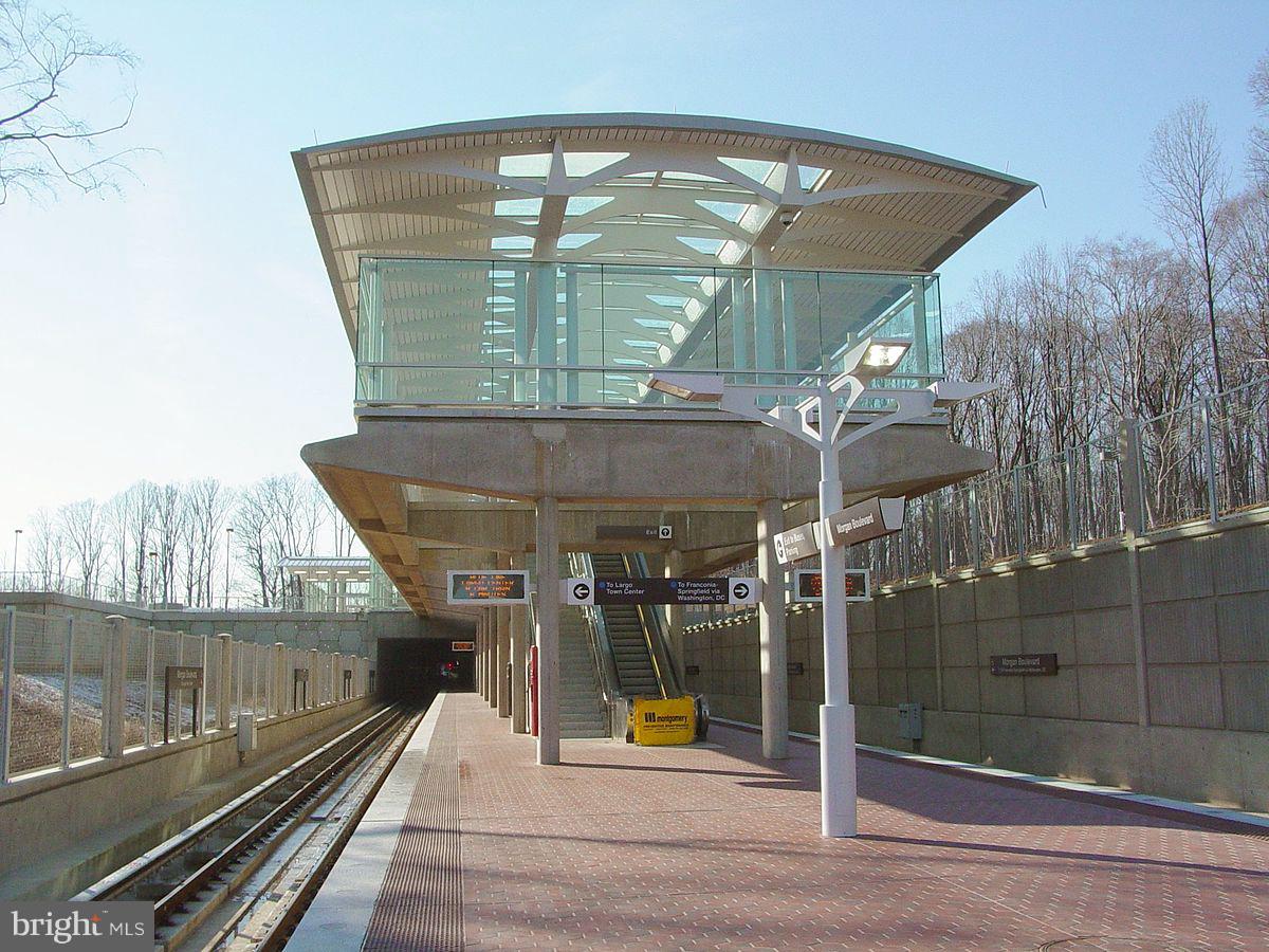 CARMODY HILLS - Residential