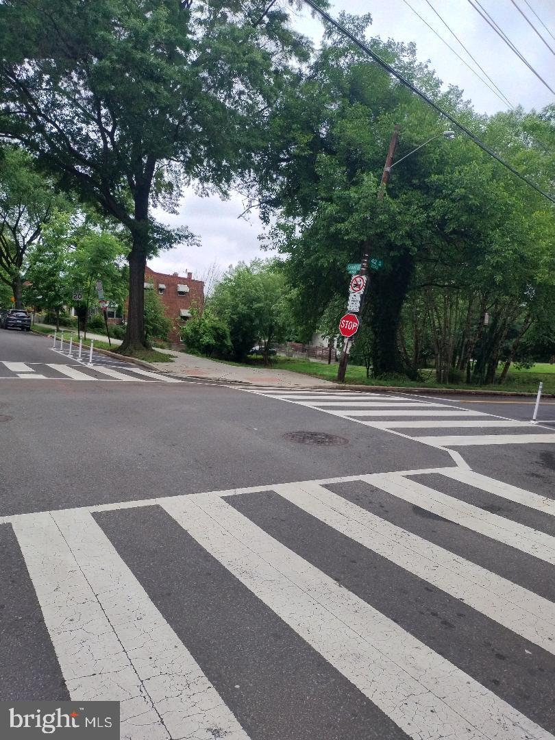 DEANWOOD - Residential