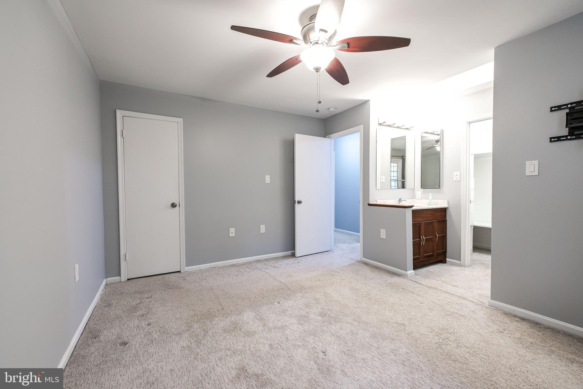 SOCIETY HILL - Residential Lease