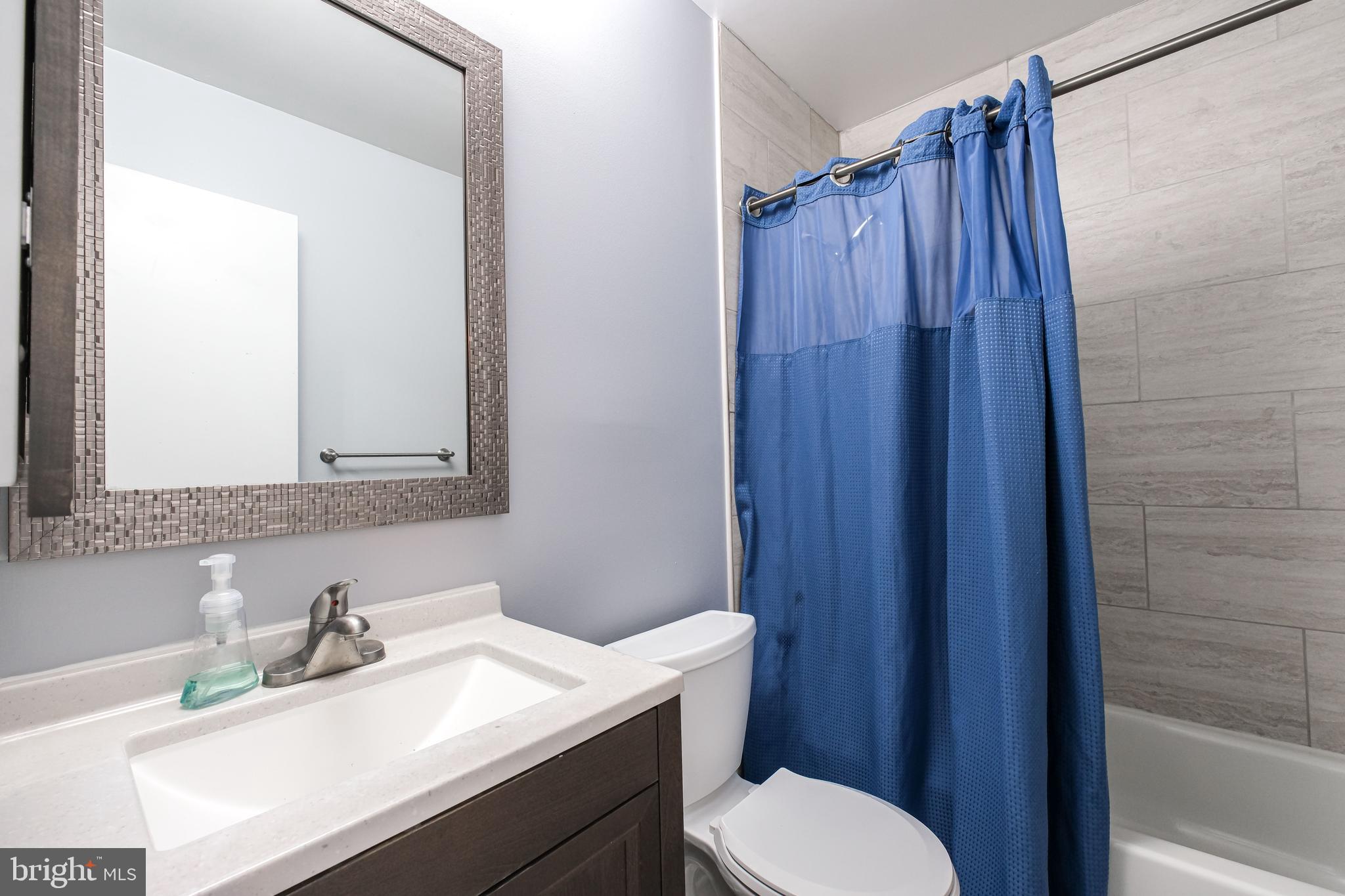 SOCIETY HILL - Residential Lease