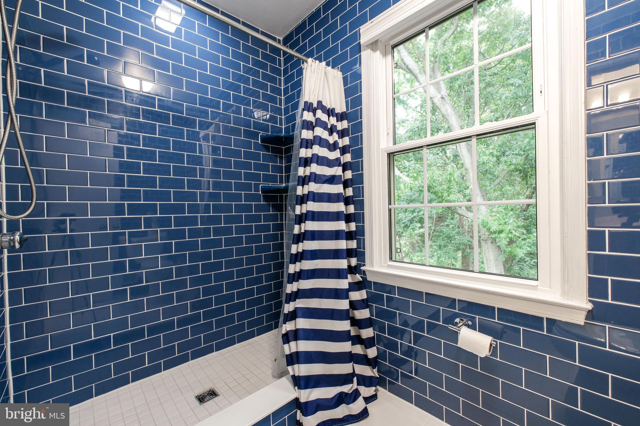 SOCIETY HILL - Residential Lease