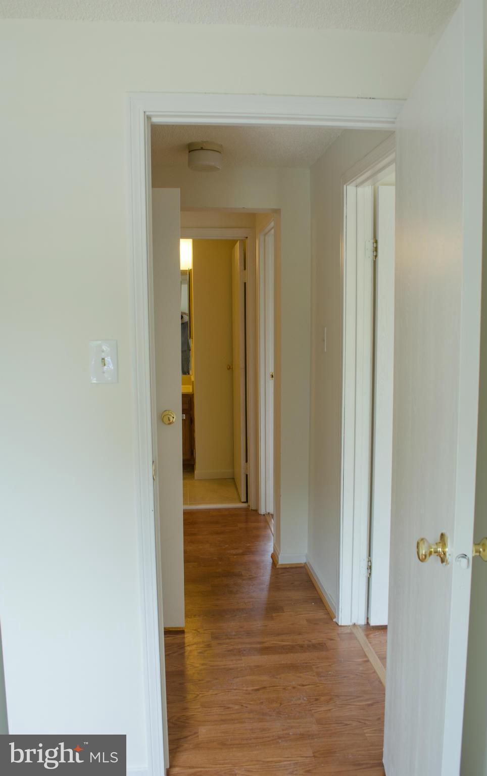 TOWNS OF OAK SPRINGS - Residential Lease