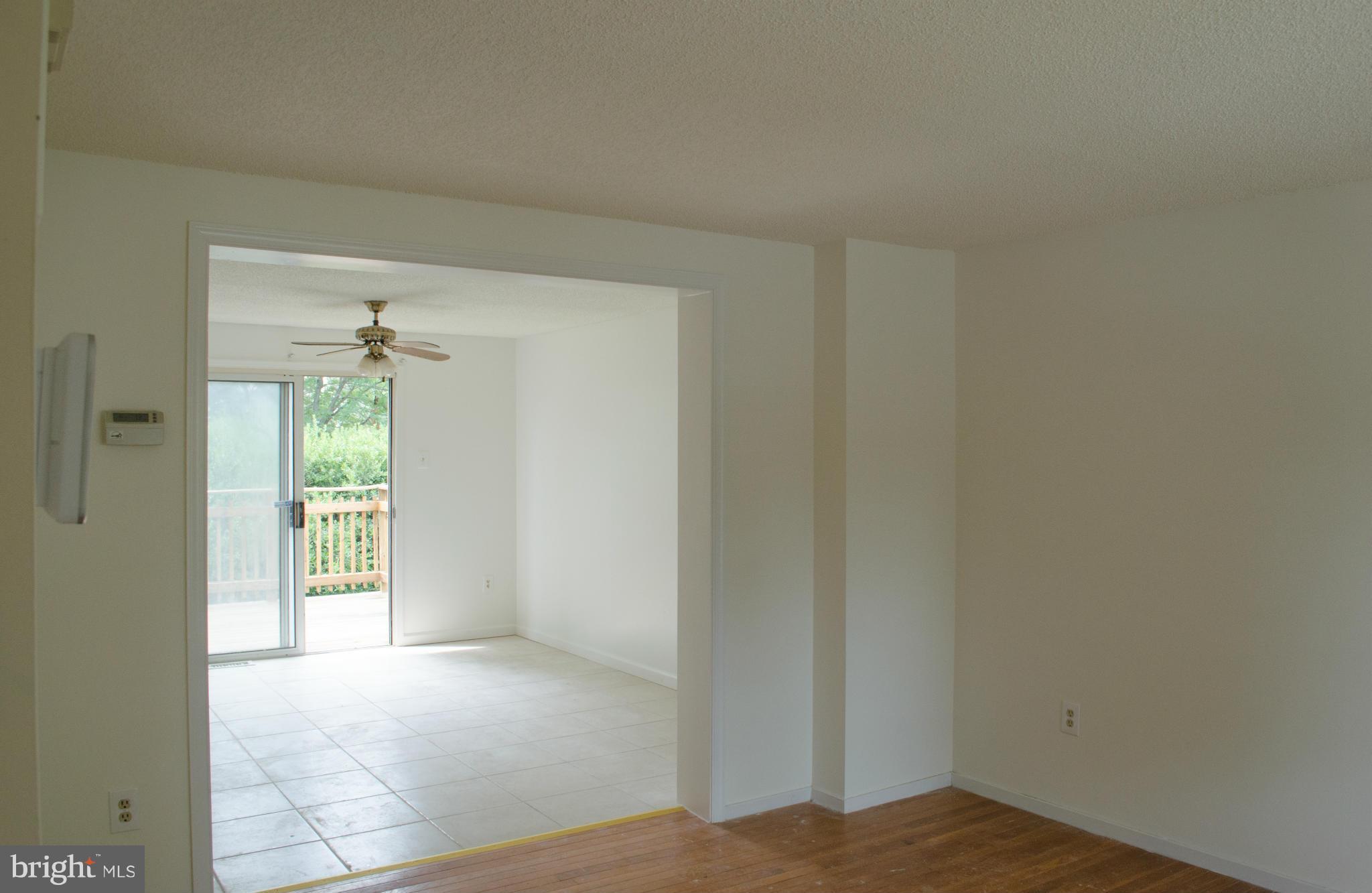 TOWNS OF OAK SPRINGS - Residential Lease