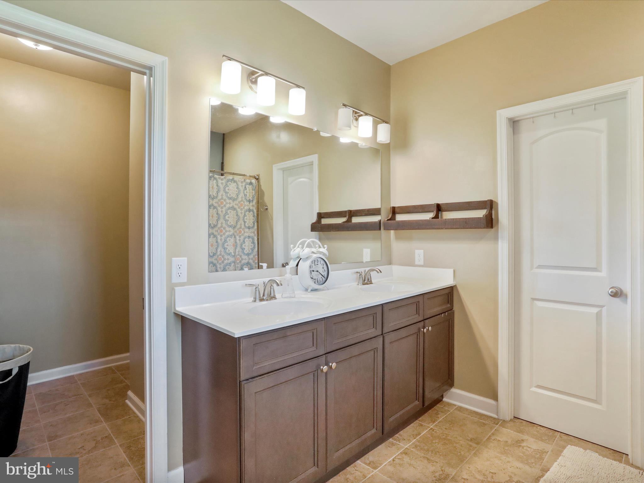 NORTH RIDGE - Residential