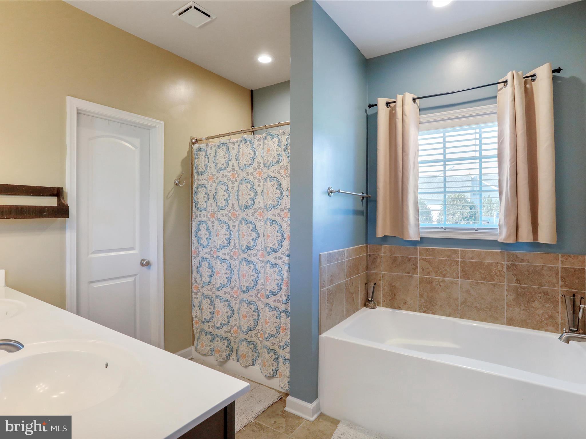 NORTH RIDGE - Residential