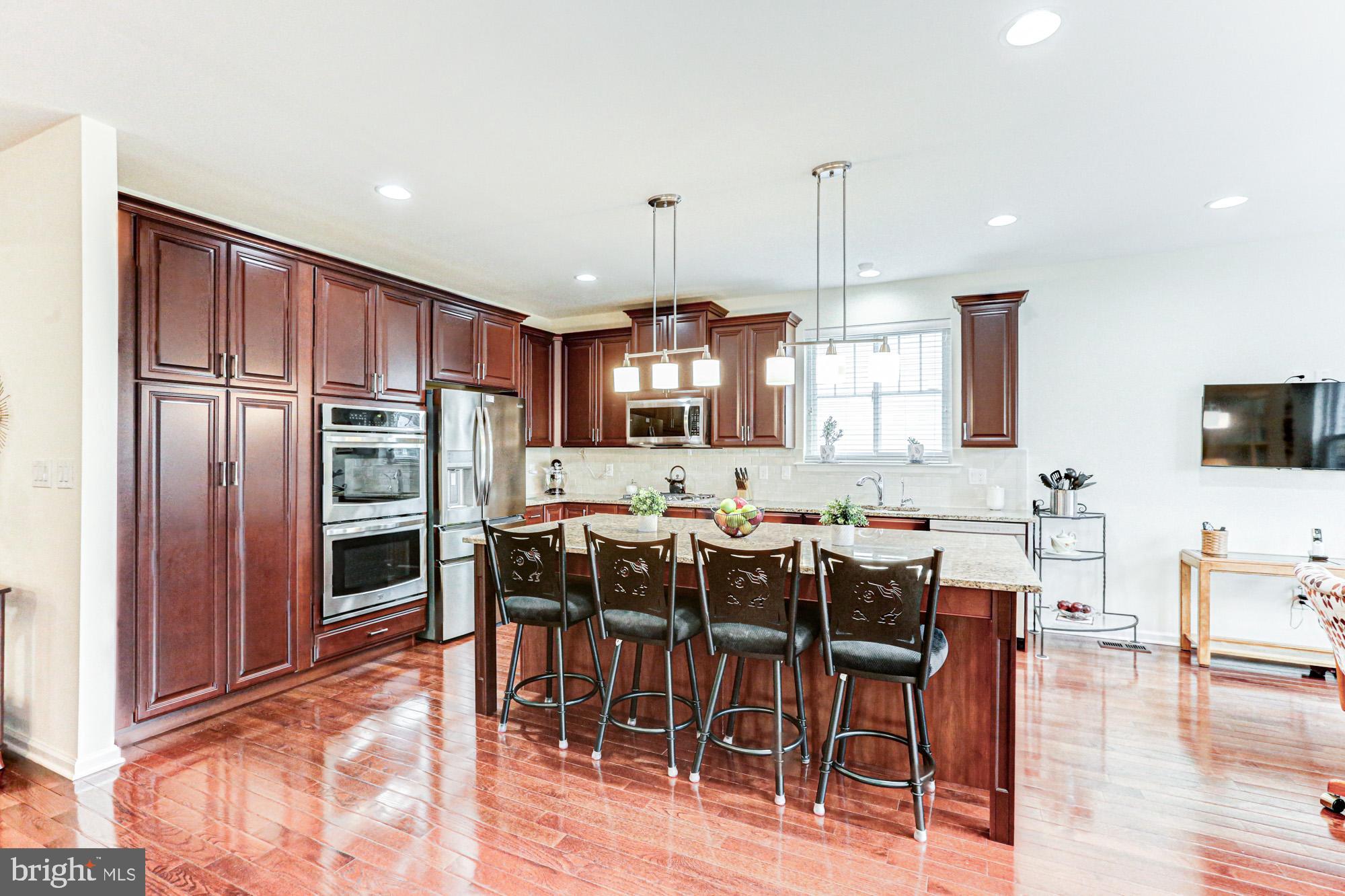 VILLAGE OF BAYBERRY - Residential