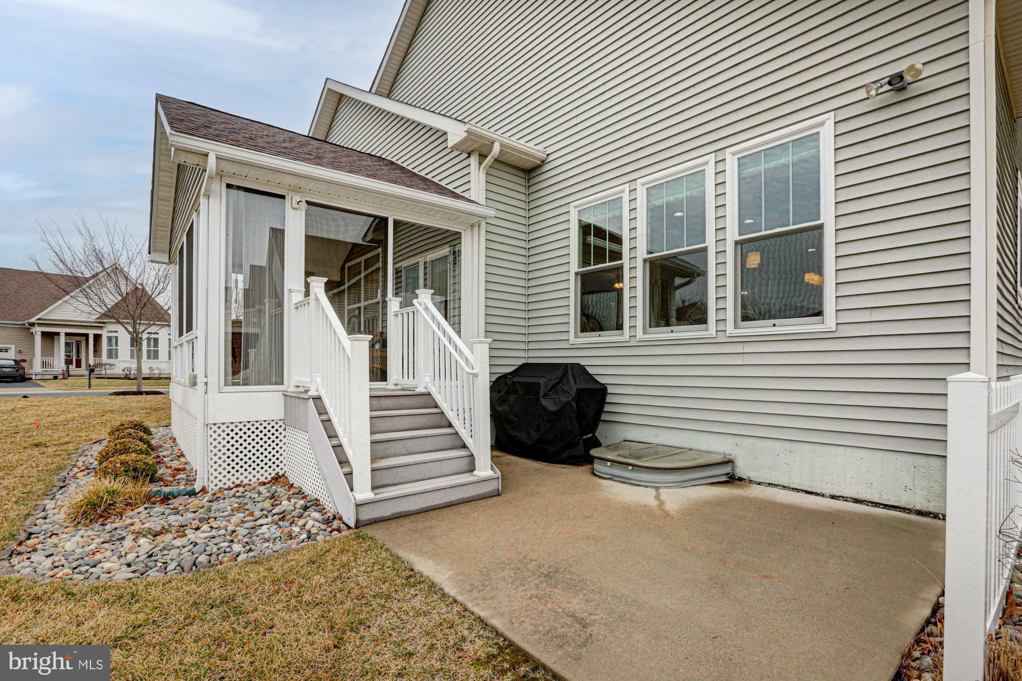 VILLAGE OF BAYBERRY - Residential