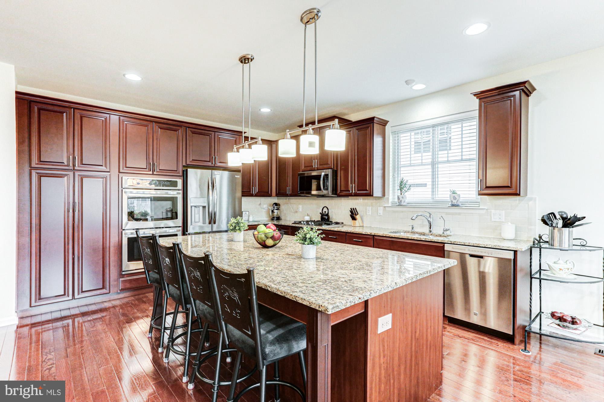 VILLAGE OF BAYBERRY - Residential