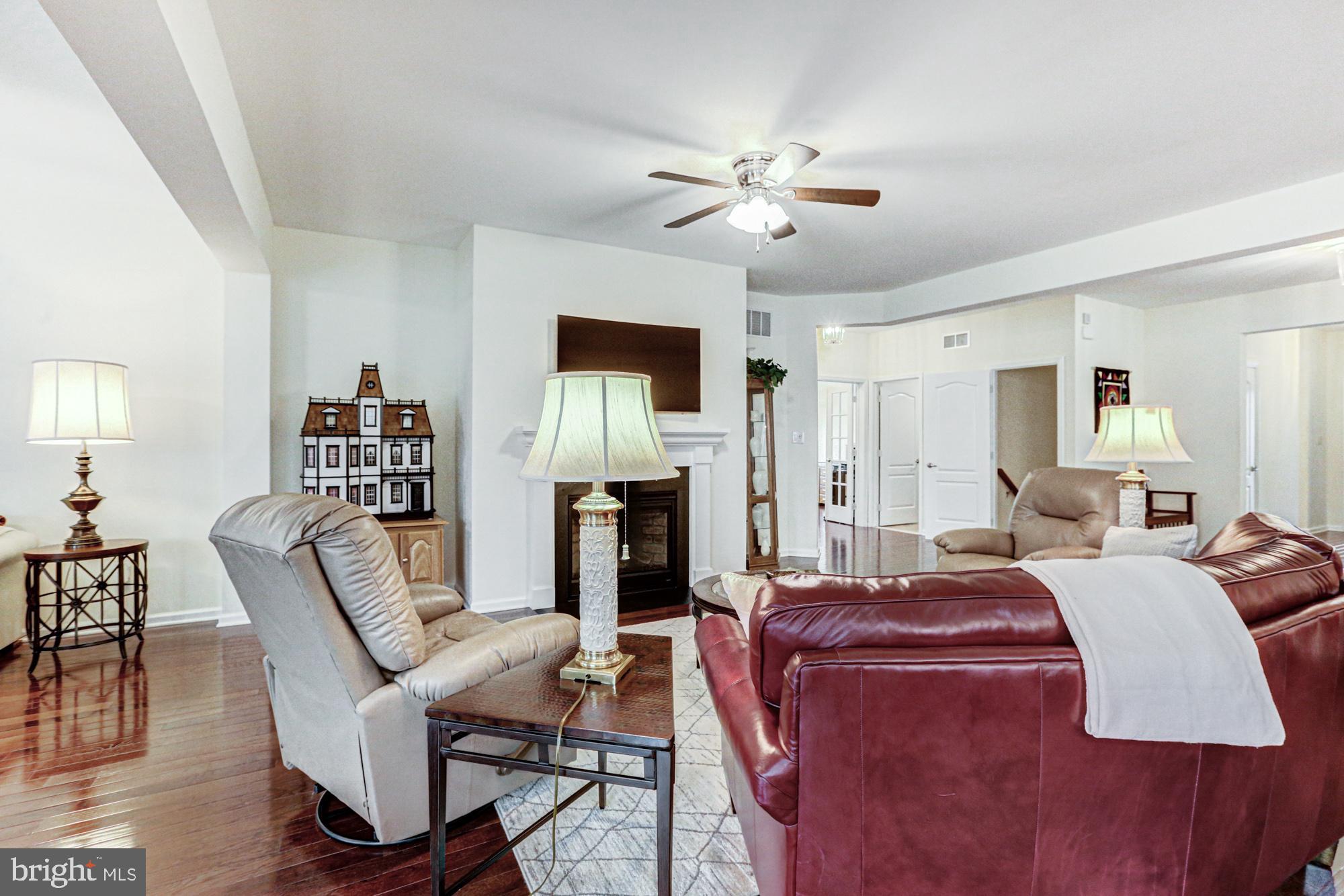 VILLAGE OF BAYBERRY - Residential