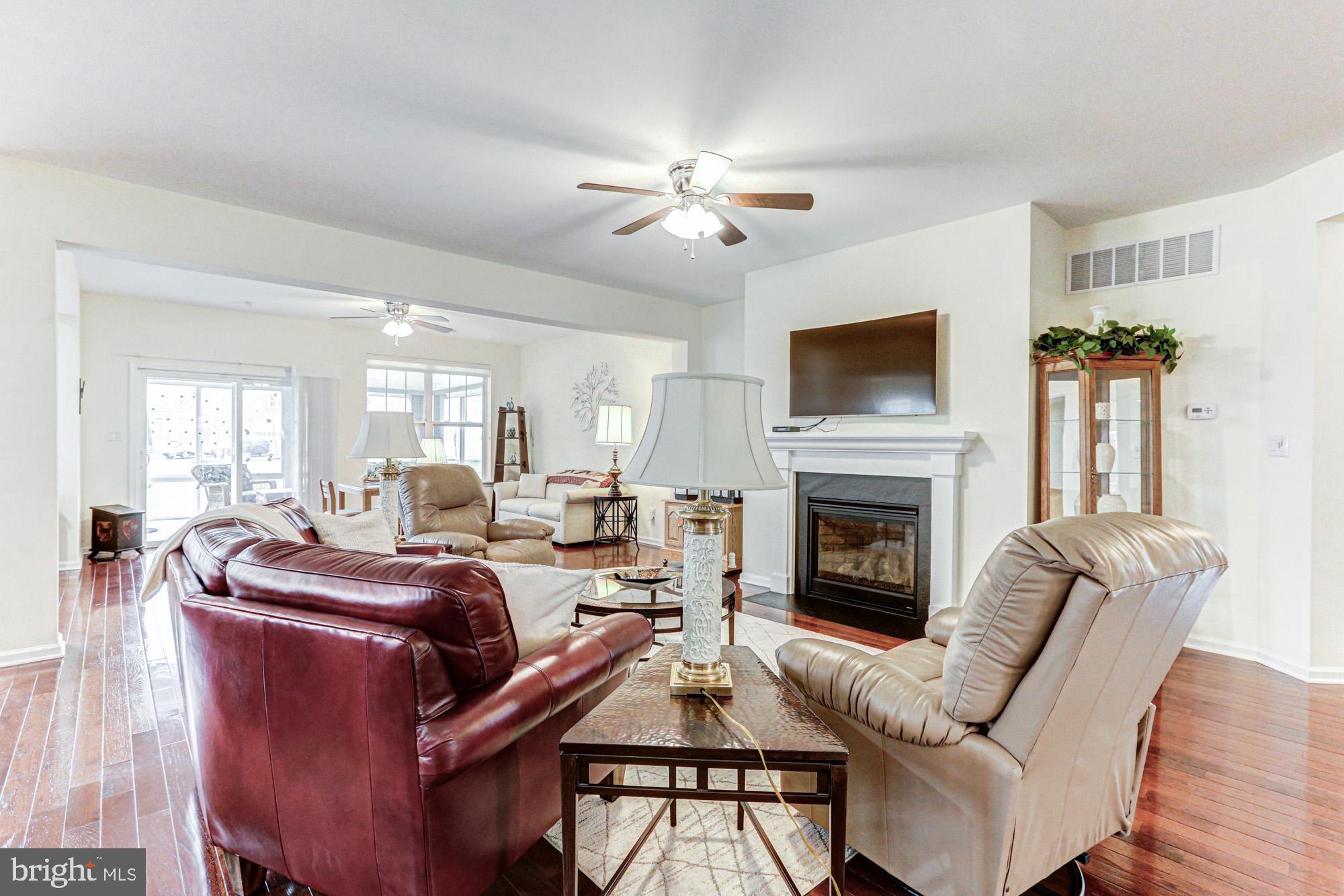 VILLAGE OF BAYBERRY - Residential