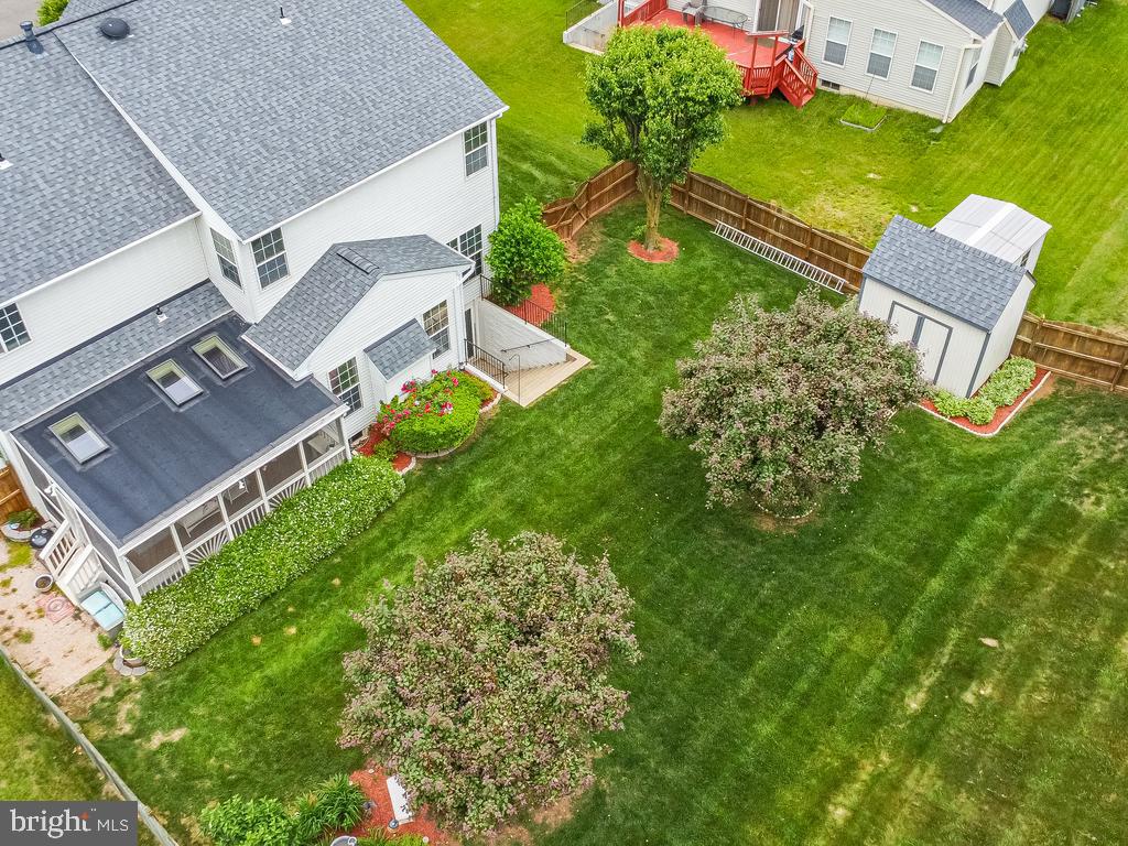 BLOOMS CROSSING - Residential